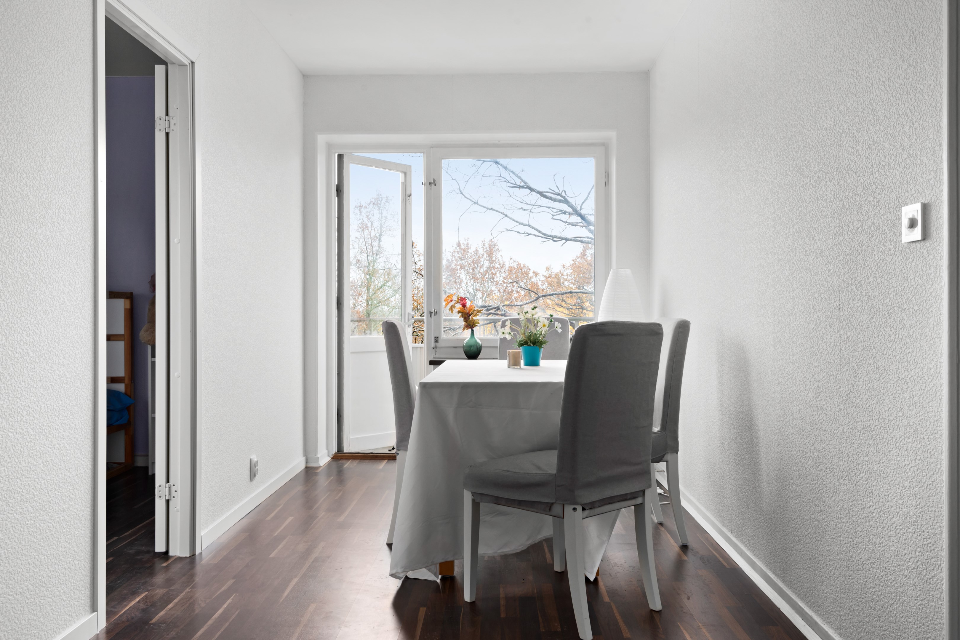 Bostadsbild från Ugglevägen 25, Såld i Saltängen, Nacka