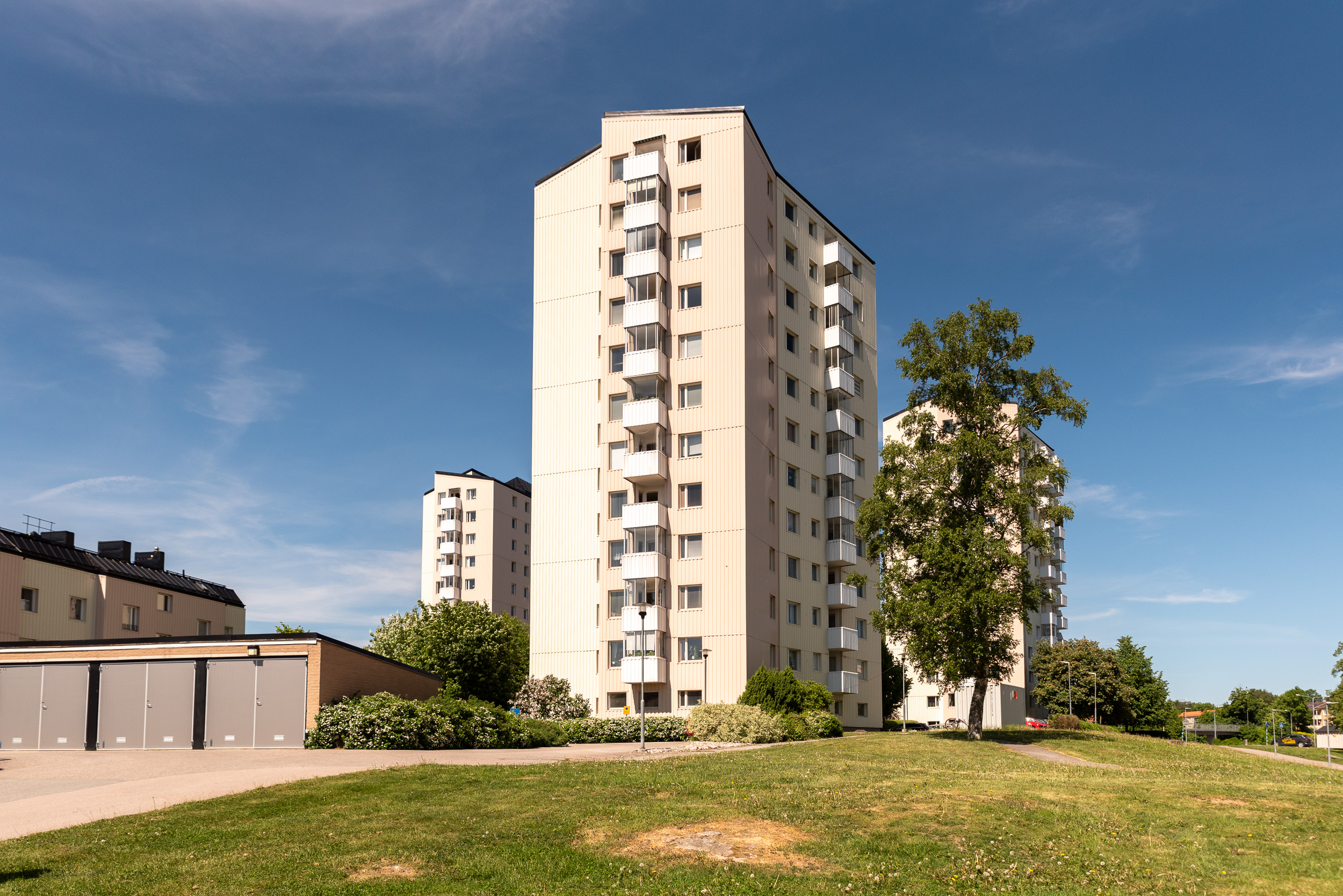 Bostadsbild från Lovisebergsvägen 12, Såld i Karlsdal, Västerås