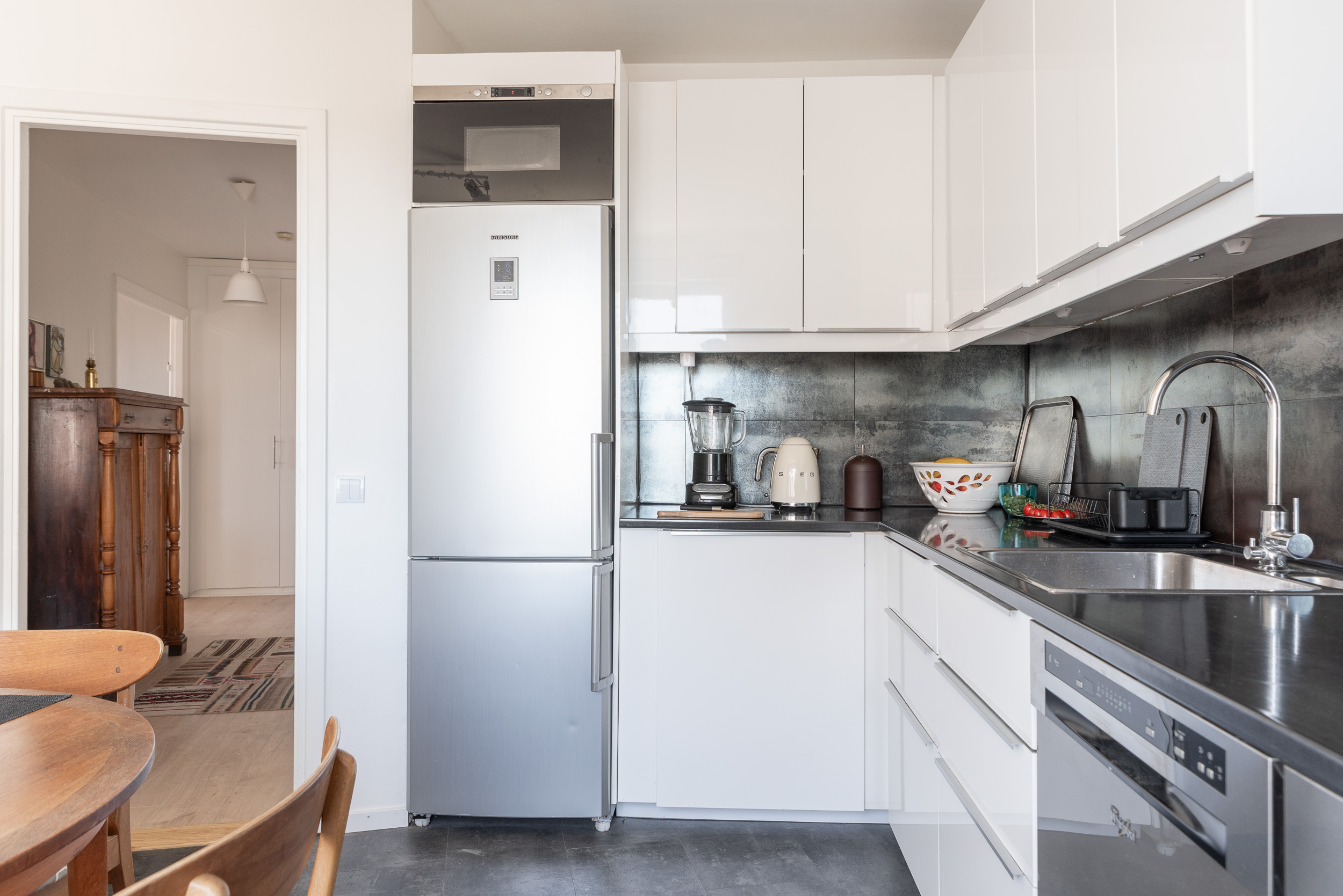 Bostadsbild från Lovisebergsvägen 12, Såld i Karlsdal, Västerås