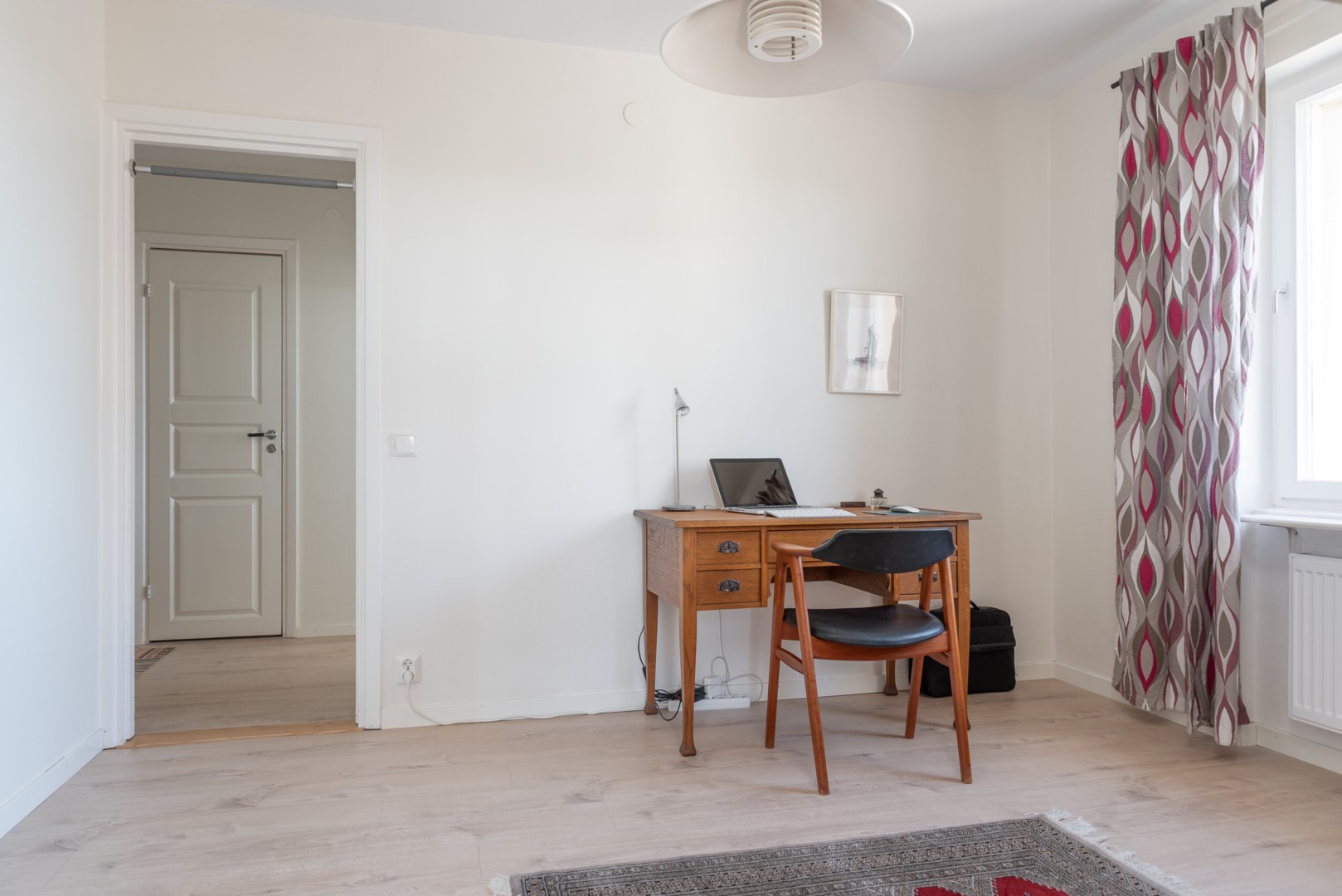 Bostadsbild från Lovisebergsvägen 12, Såld i Karlsdal, Västerås