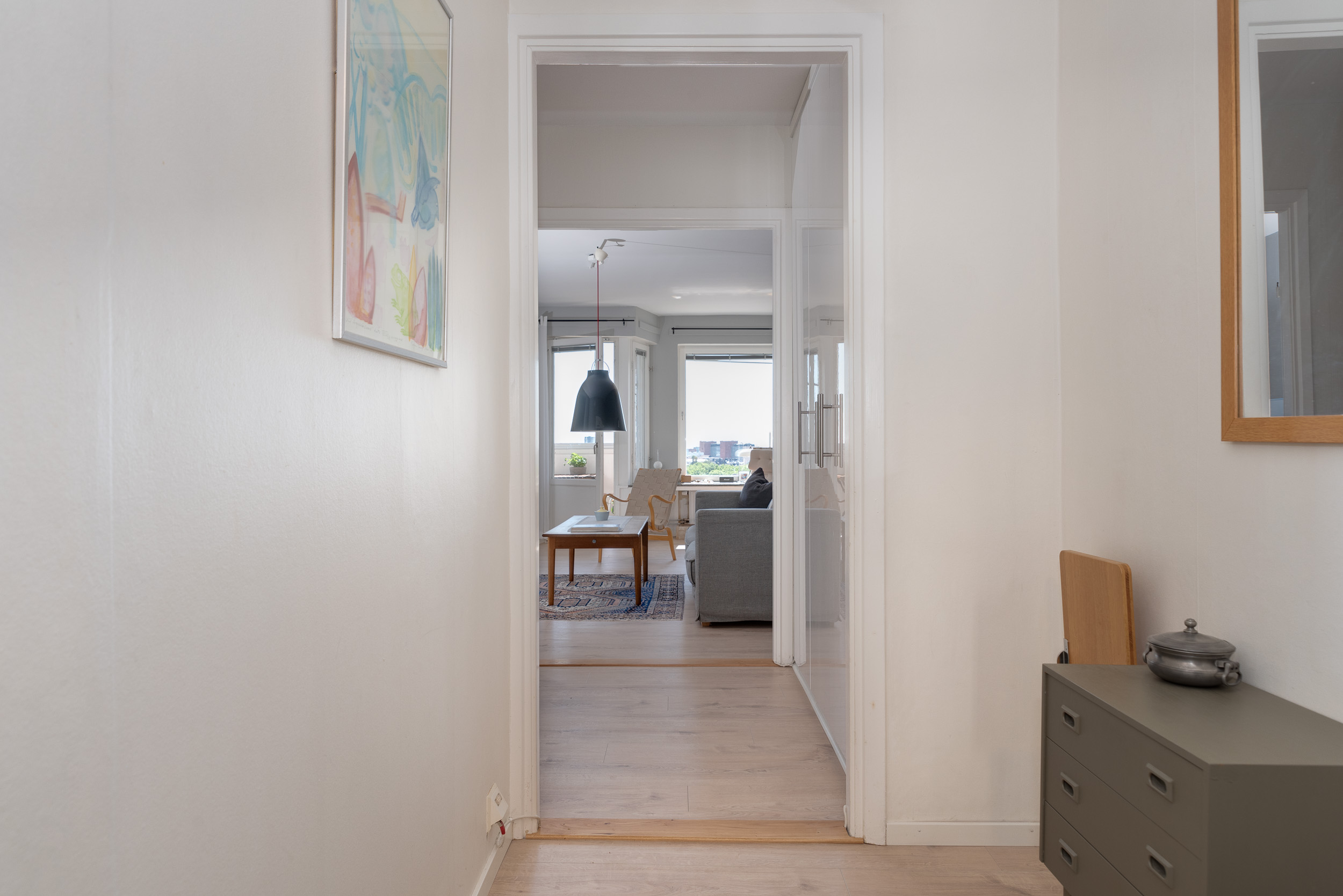 Bostadsbild från Lovisebergsvägen 12, Såld i Karlsdal, Västerås