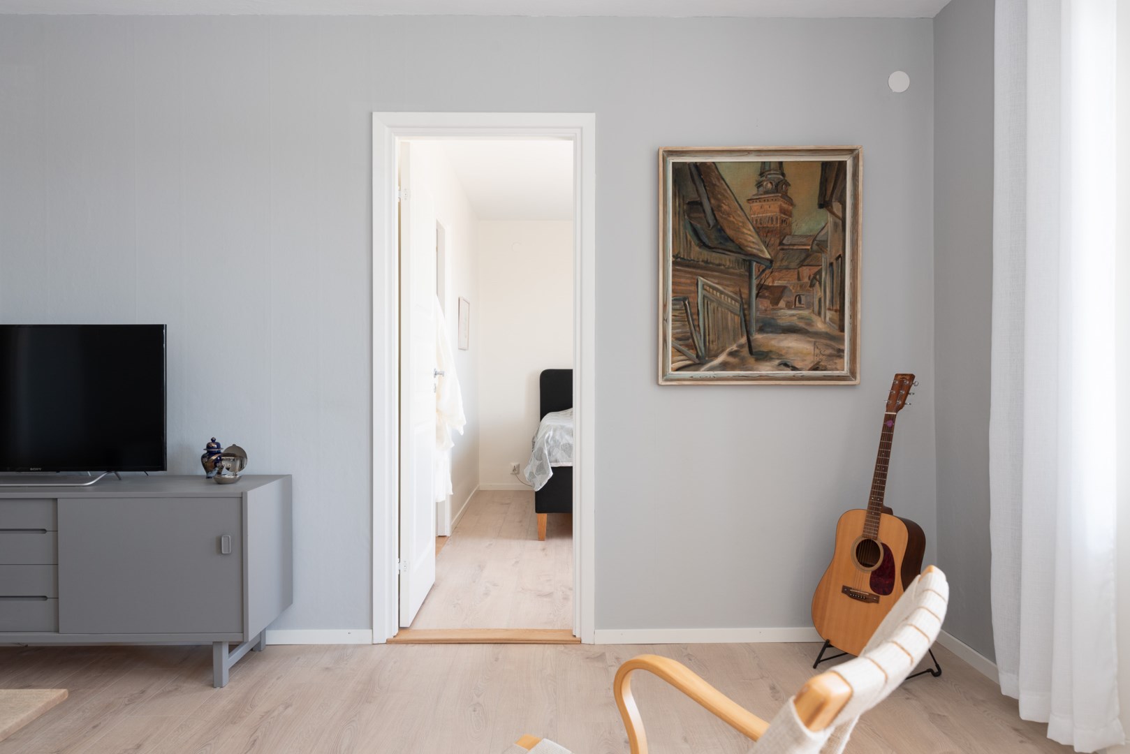 Bostadsbild från Lovisebergsvägen 12, Såld i Karlsdal, Västerås