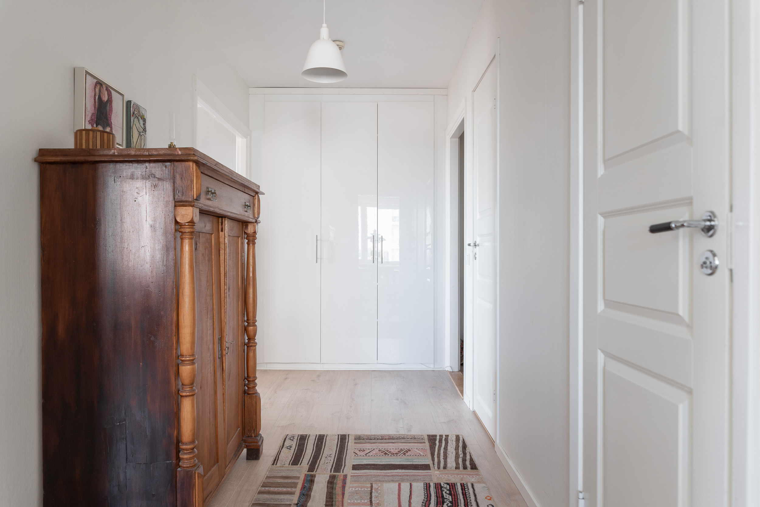 Bostadsbild från Lovisebergsvägen 12, Såld i Karlsdal, Västerås