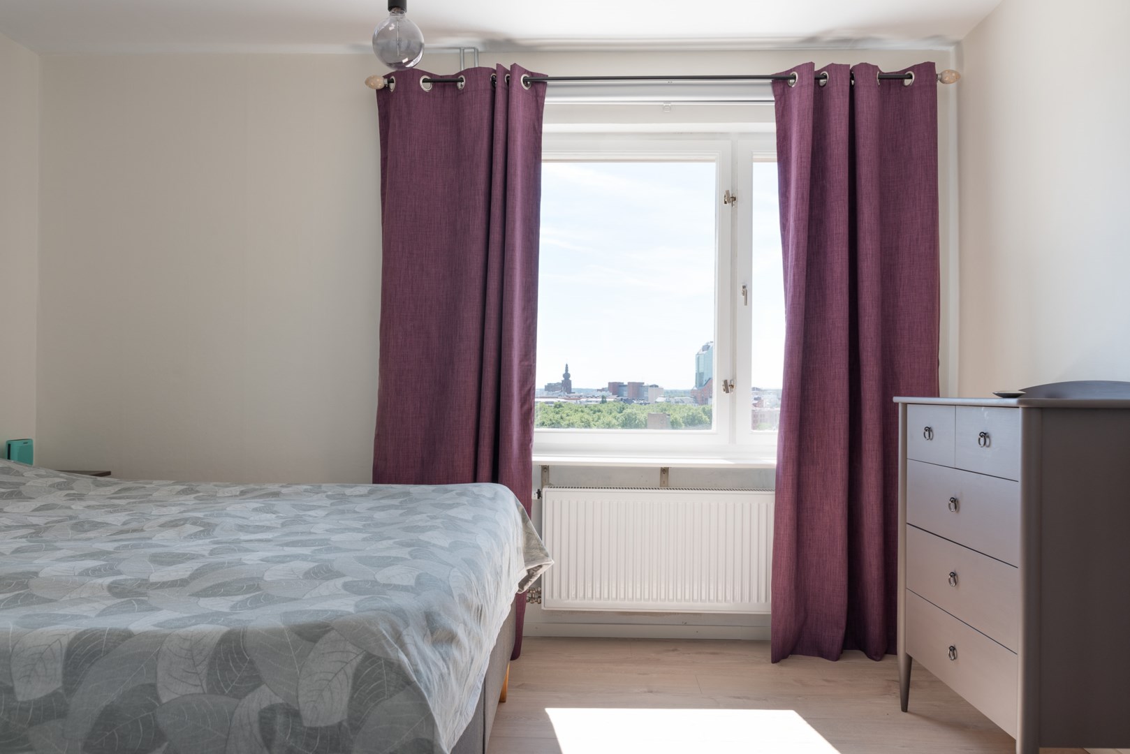 Bostadsbild från Lovisebergsvägen 12, Såld i Karlsdal, Västerås