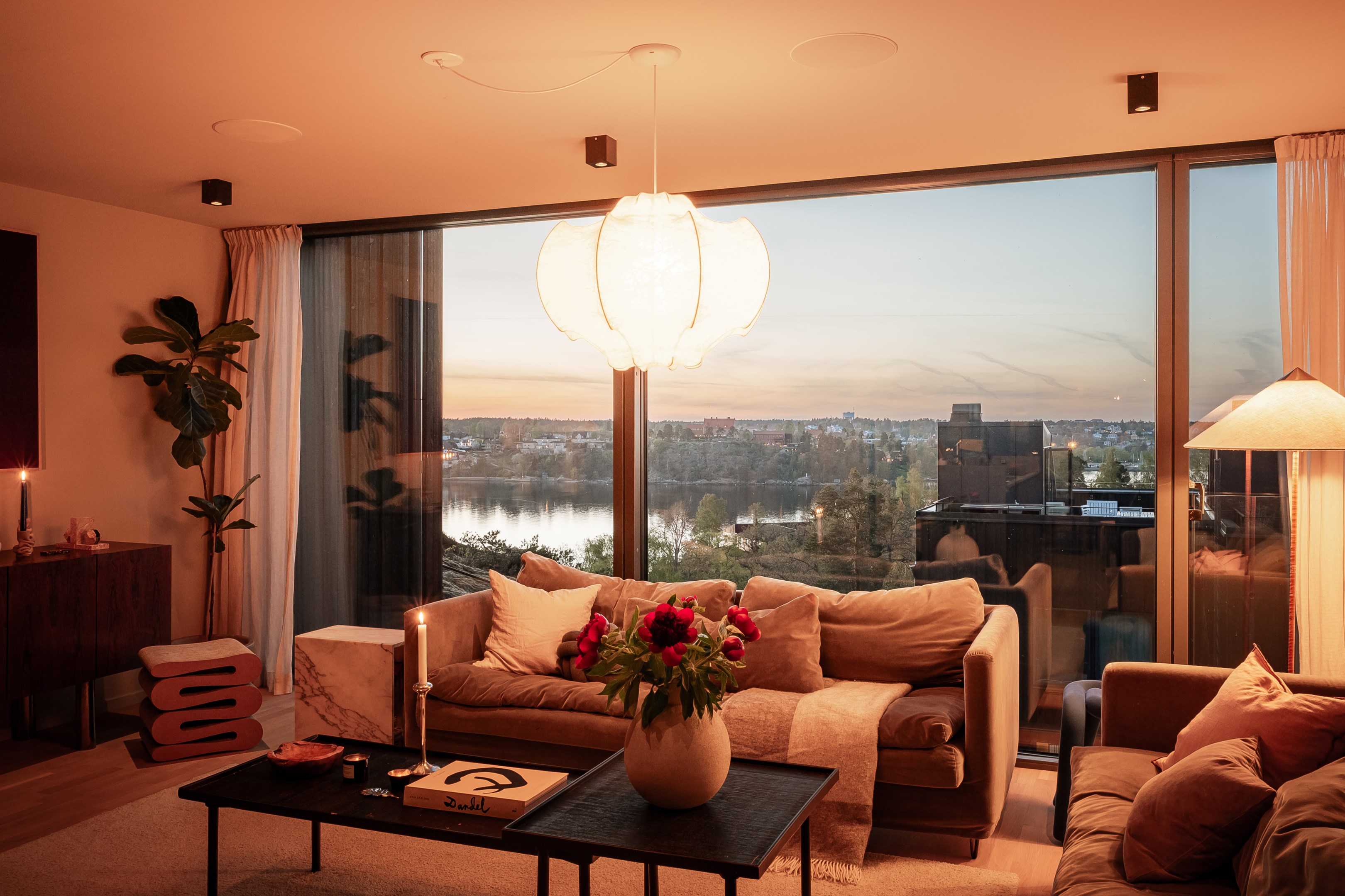 Bostadsbild från Utskogsvägen 59, Såld i Skuru, Nacka