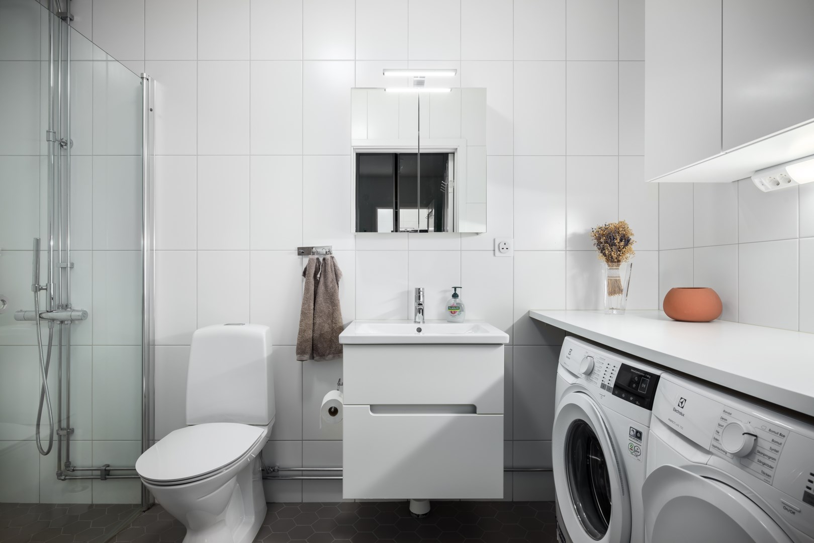 Bostadsbild från Tollareslingan 50, Såld i Tollare, Nacka