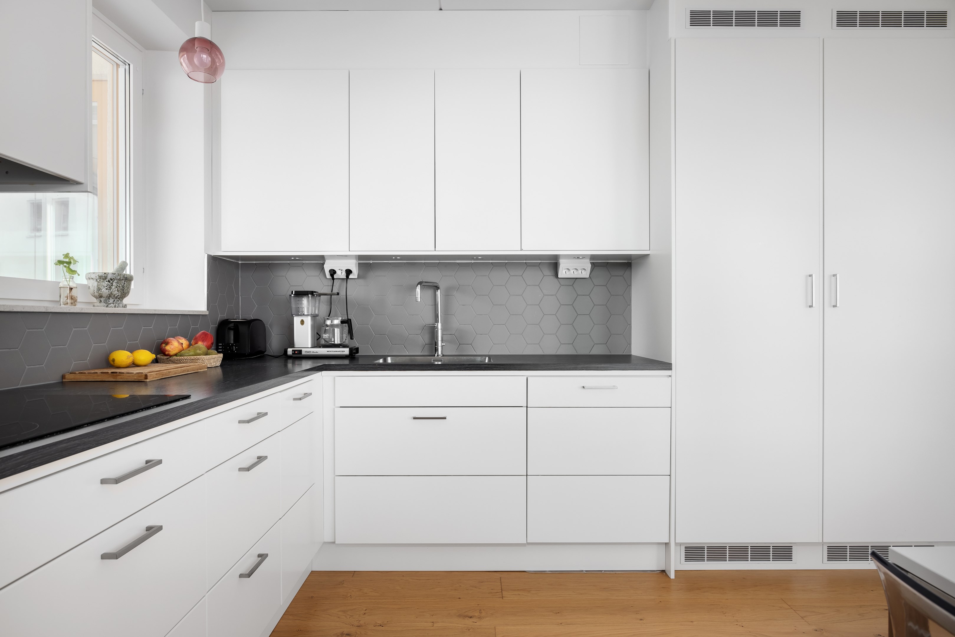 Bostadsbild från Tollareslingan 50, Såld i Tollare, Nacka