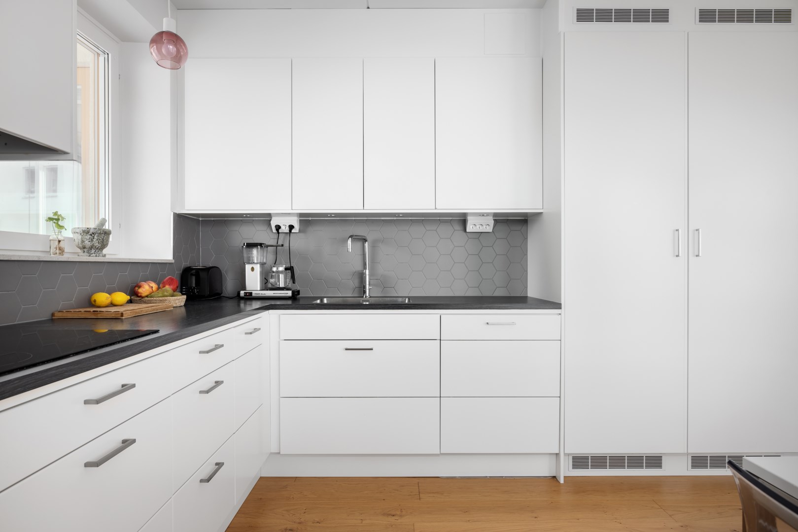 Bostadsbild från Tollareslingan 50, Såld i Tollare, Nacka