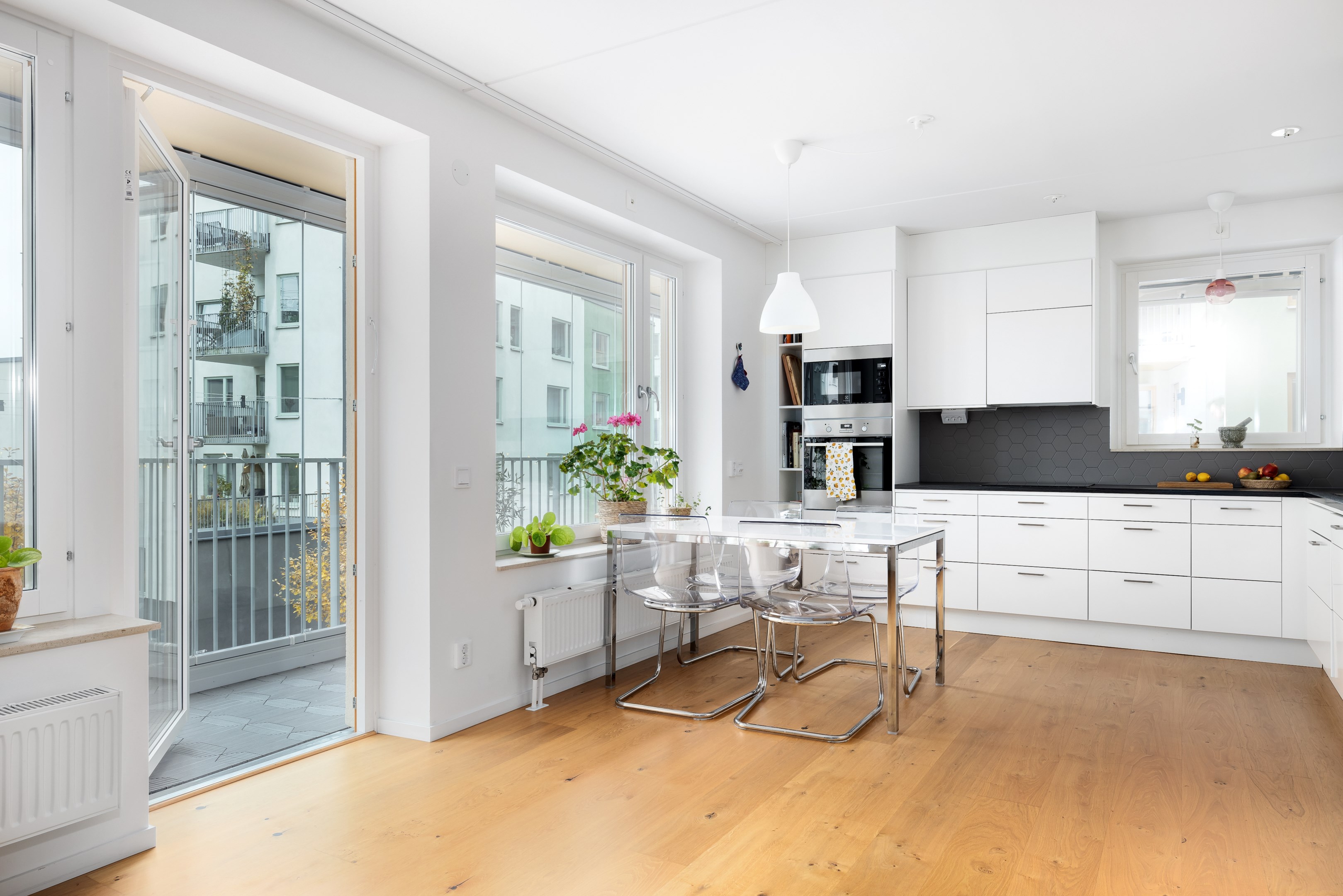 Bostadsbild från Tollareslingan 50, Såld i Tollare, Nacka