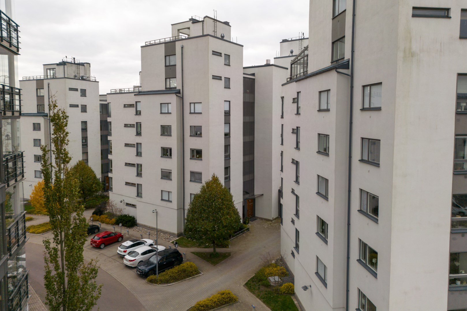 Bostadsbild från Fyrbåksvägen 4, Såld i Lillåudden, Västerås