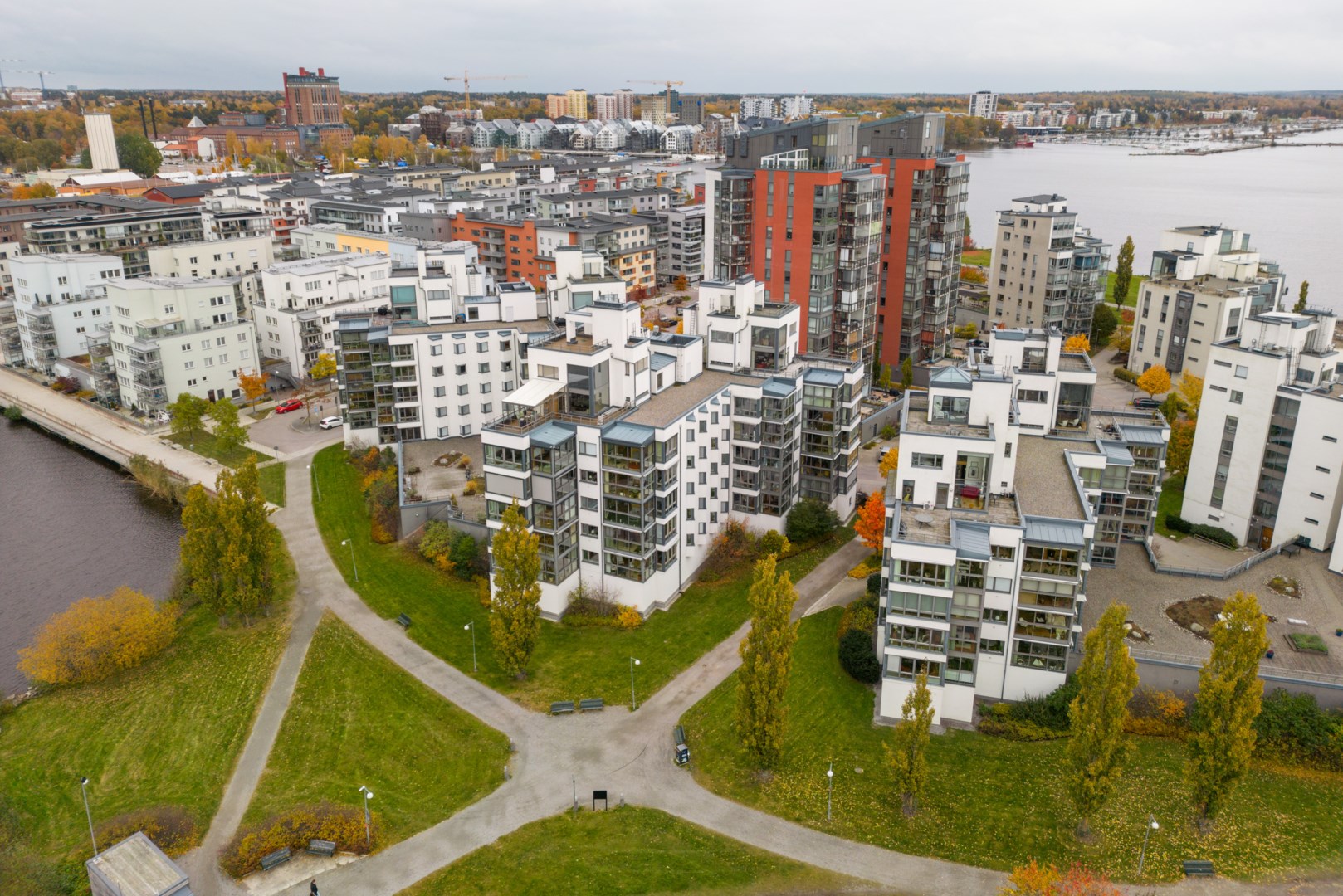Bostadsbild från Fyrbåksvägen 4, Såld i Lillåudden, Västerås
