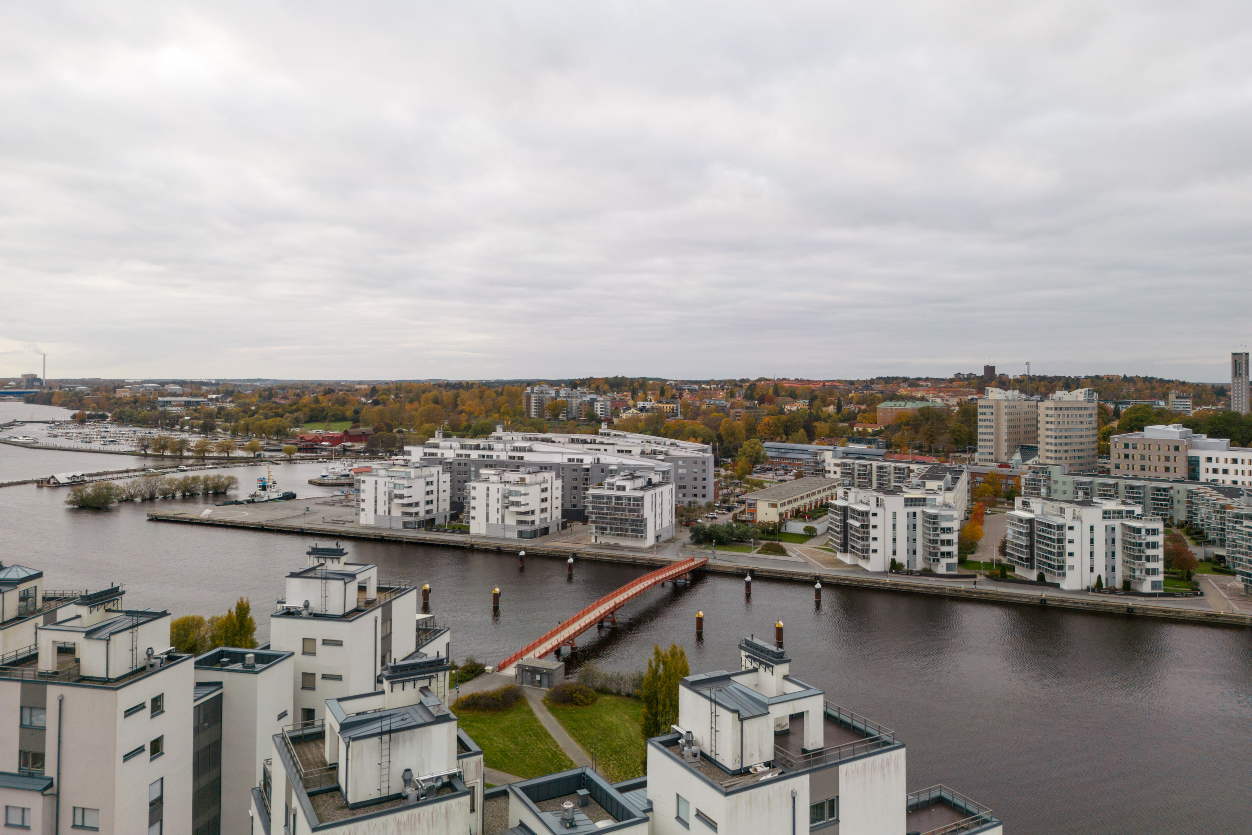 Bostadsbild från Fyrbåksvägen 4, Såld i Lillåudden, Västerås