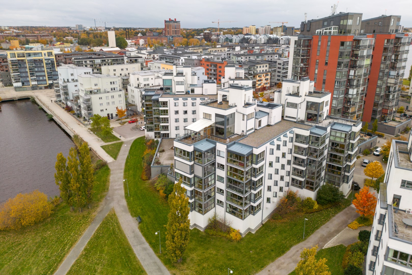 Bostadsbild från Fyrbåksvägen 4, Såld i Lillåudden, Västerås