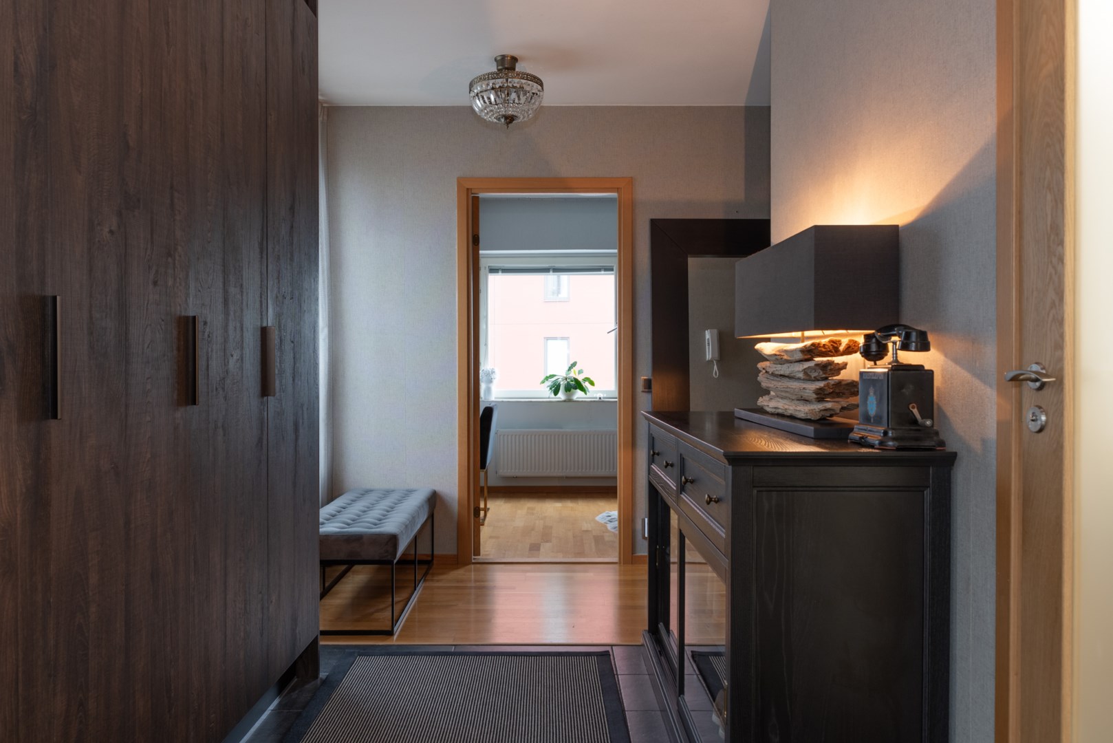 Bostadsbild från Fyrbåksvägen 4, Såld i Lillåudden, Västerås