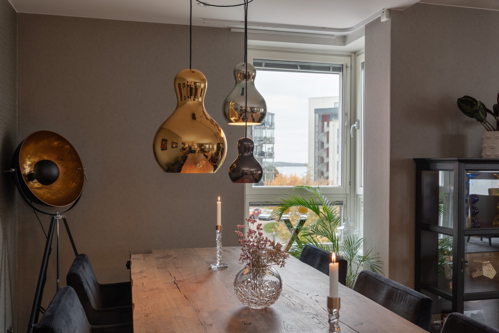 Bostadsbild från Fyrbåksvägen 4, Såld i Lillåudden, Västerås