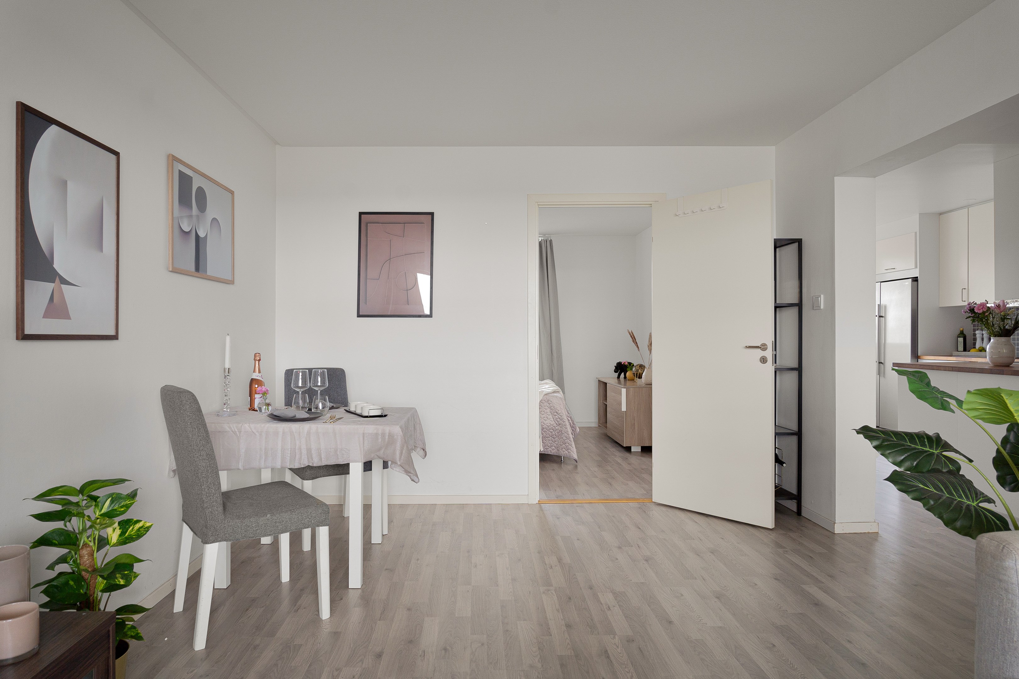 Bostadsbild från Henriksdalsringen 63, Såld i Henriksdalsberget, Nacka