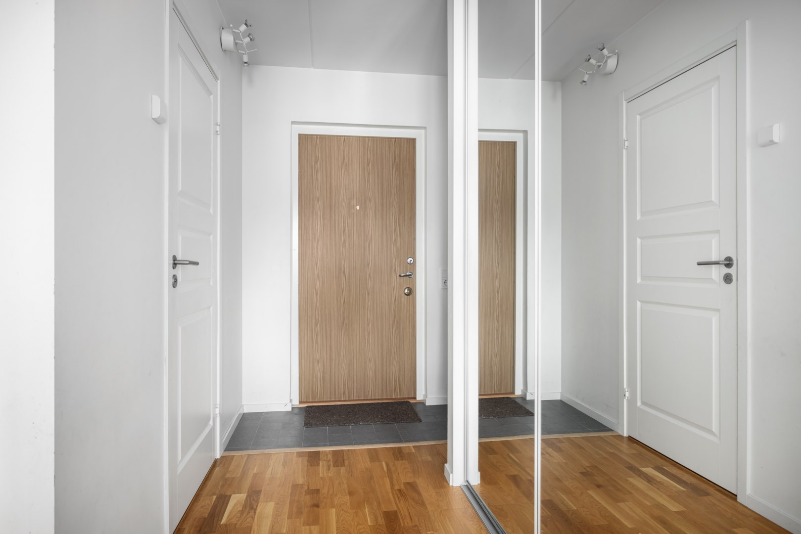 Bostadsbild från Sandtäktsvägen 11, Såld i Mörtnäs, Värmdö