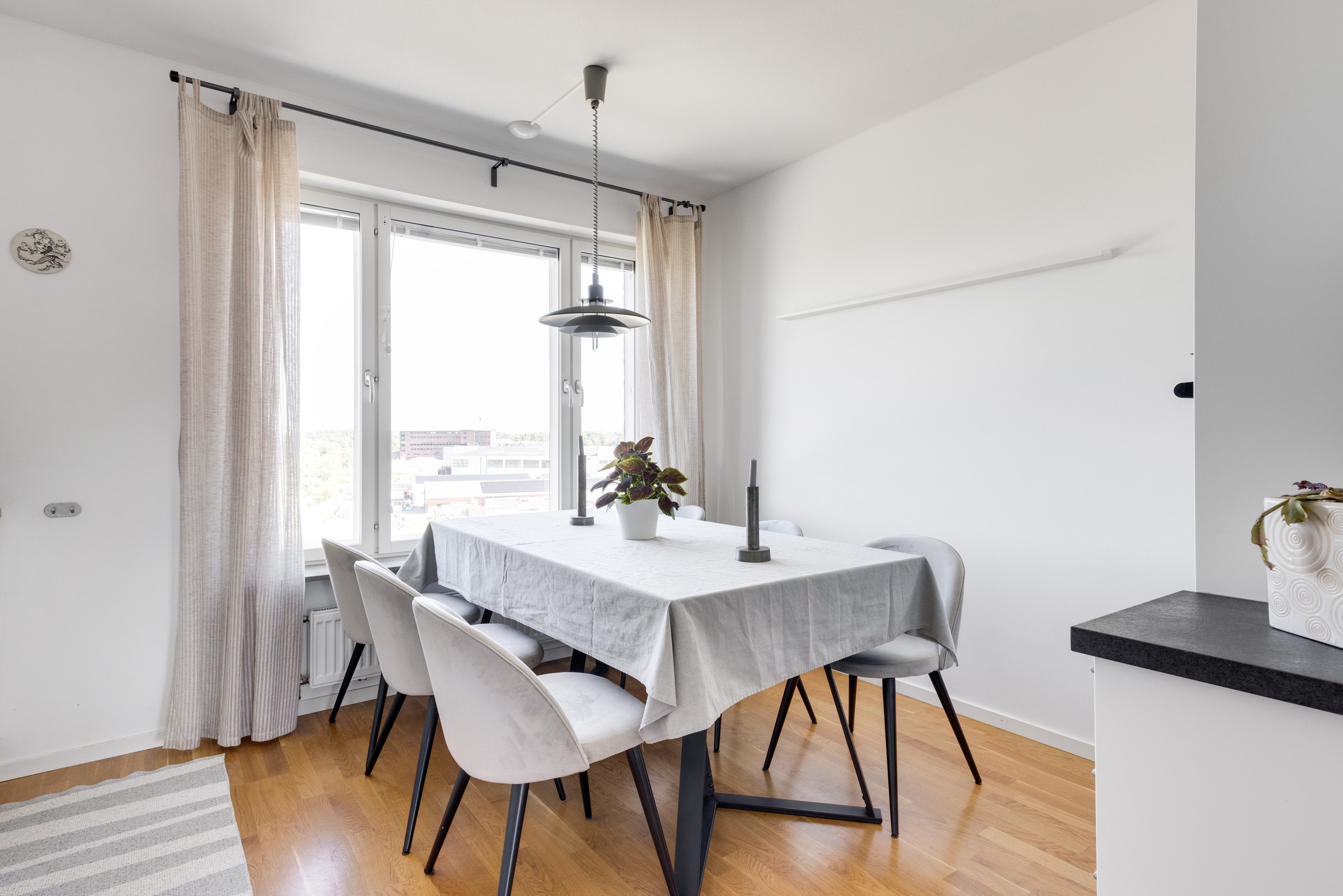 Bostadsbild från Pelargatan 24, Såld i Luthagen, Uppsala