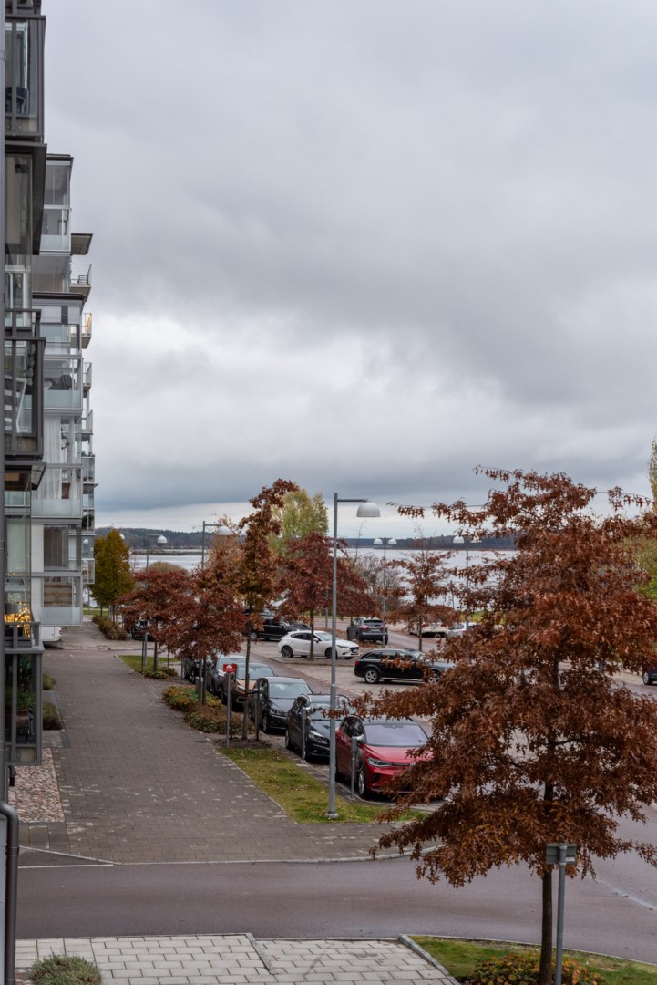 Bostadsbild från Lillåuddsallén 5, Såld i Lillåudden, Västerås
