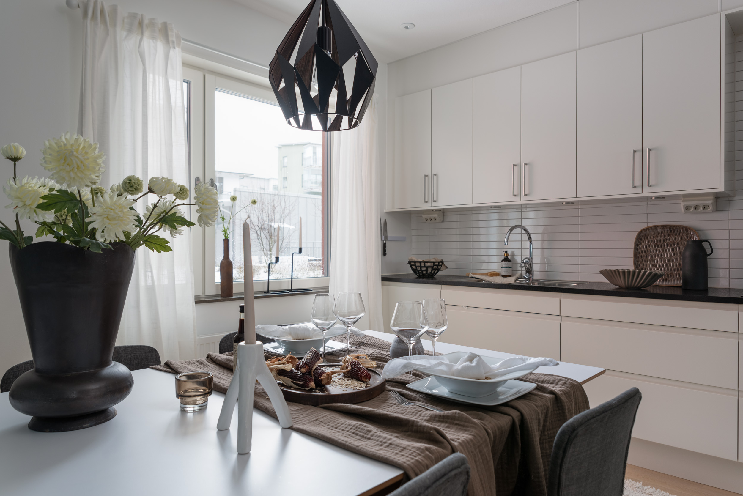 Bostadsbild från Lillåuddsallén 5, Såld i Lillåudden, Västerås