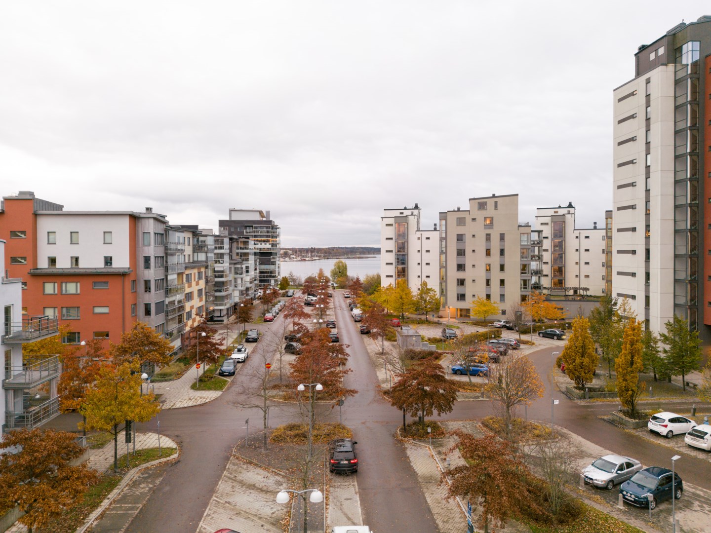 Bostadsbild från Lillåuddsallén 5, Såld i Lillåudden, Västerås