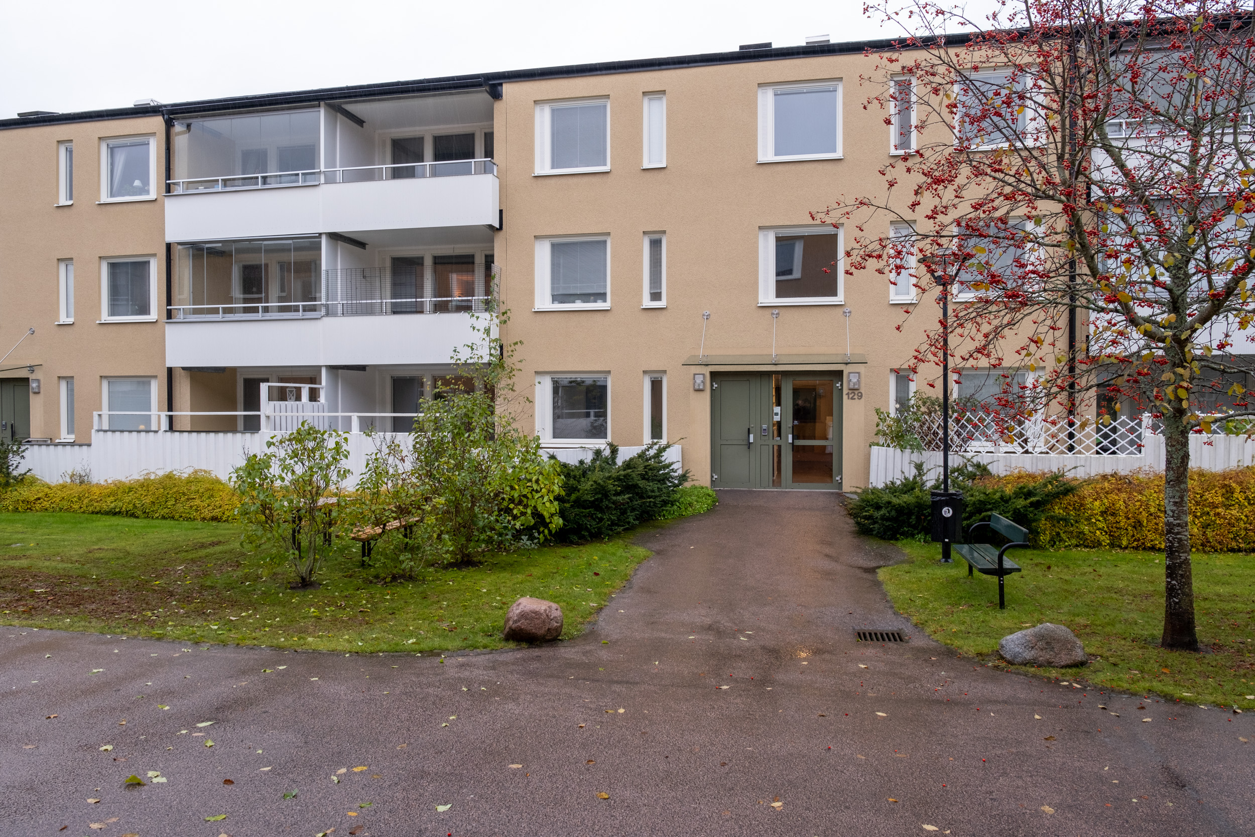 Bostadsbild från Ringduvegatan 129, Såld i Råby, Västerås