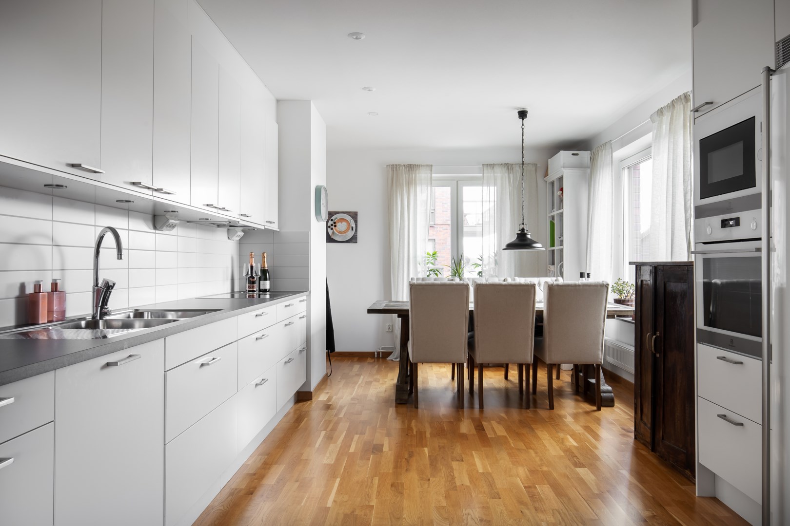 Bostadsbild från Tollare kaj 6, 3 tr, Såld i Tollare, Nacka