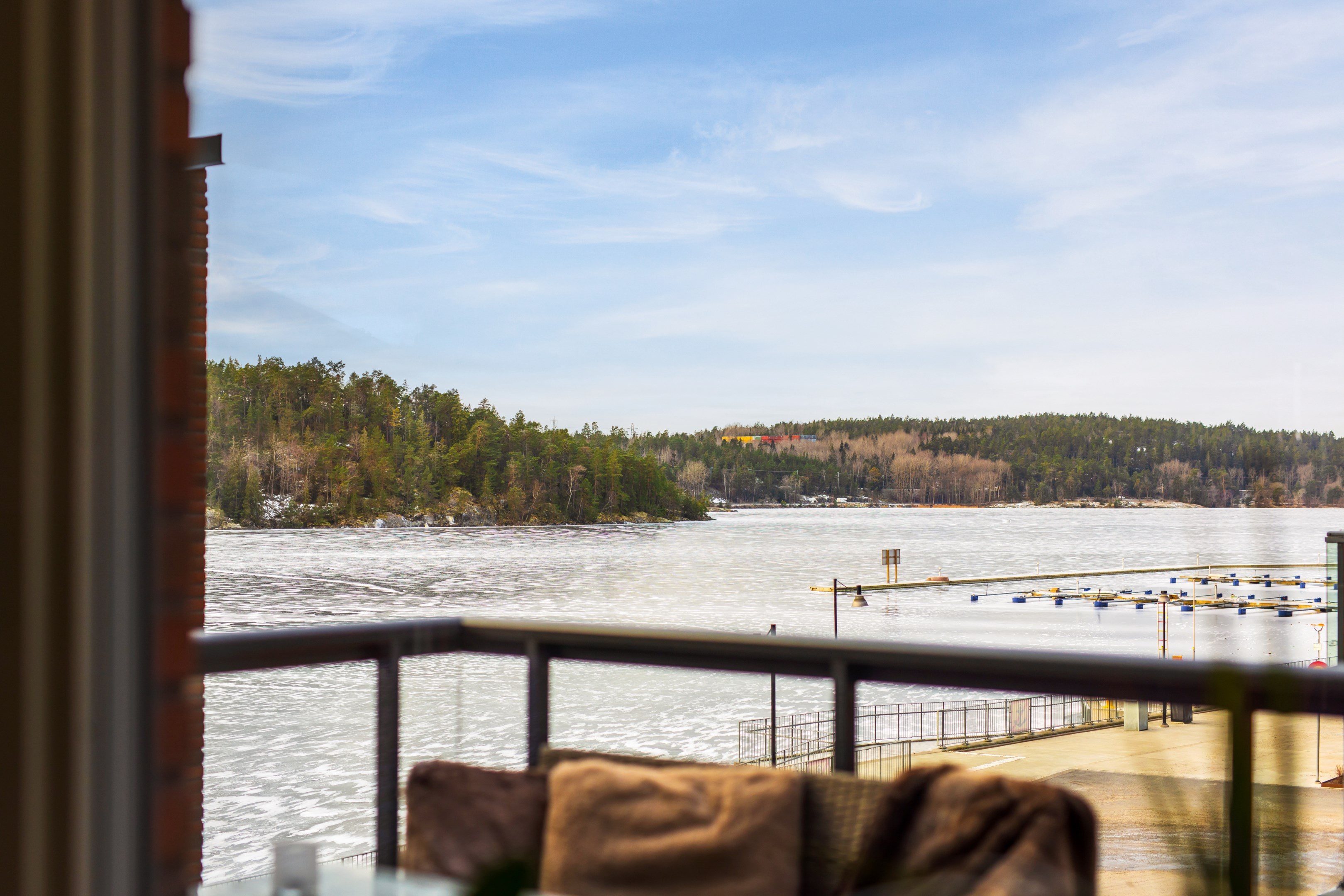 Bostadsbild från Tollare kaj 6, 3 tr, Såld i Tollare, Nacka