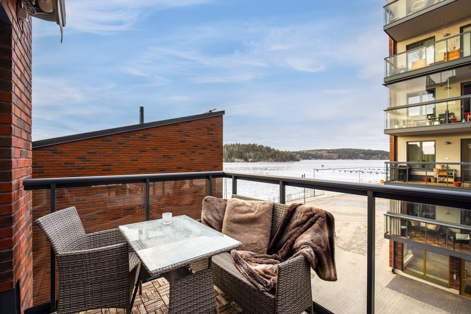 Bostadsbild från Tollare kaj 6, 3 tr, Såld i Tollare, Nacka