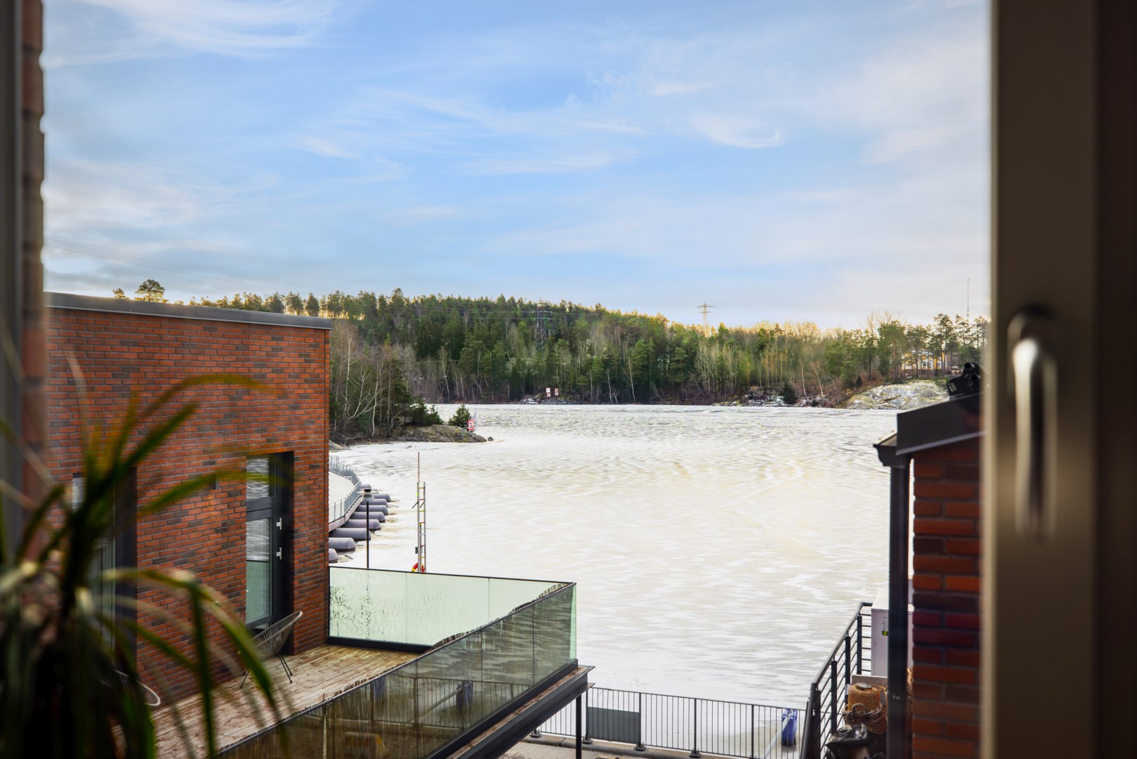 Bostadsbild från Tollare kaj 6, 3 tr, Såld i Tollare, Nacka