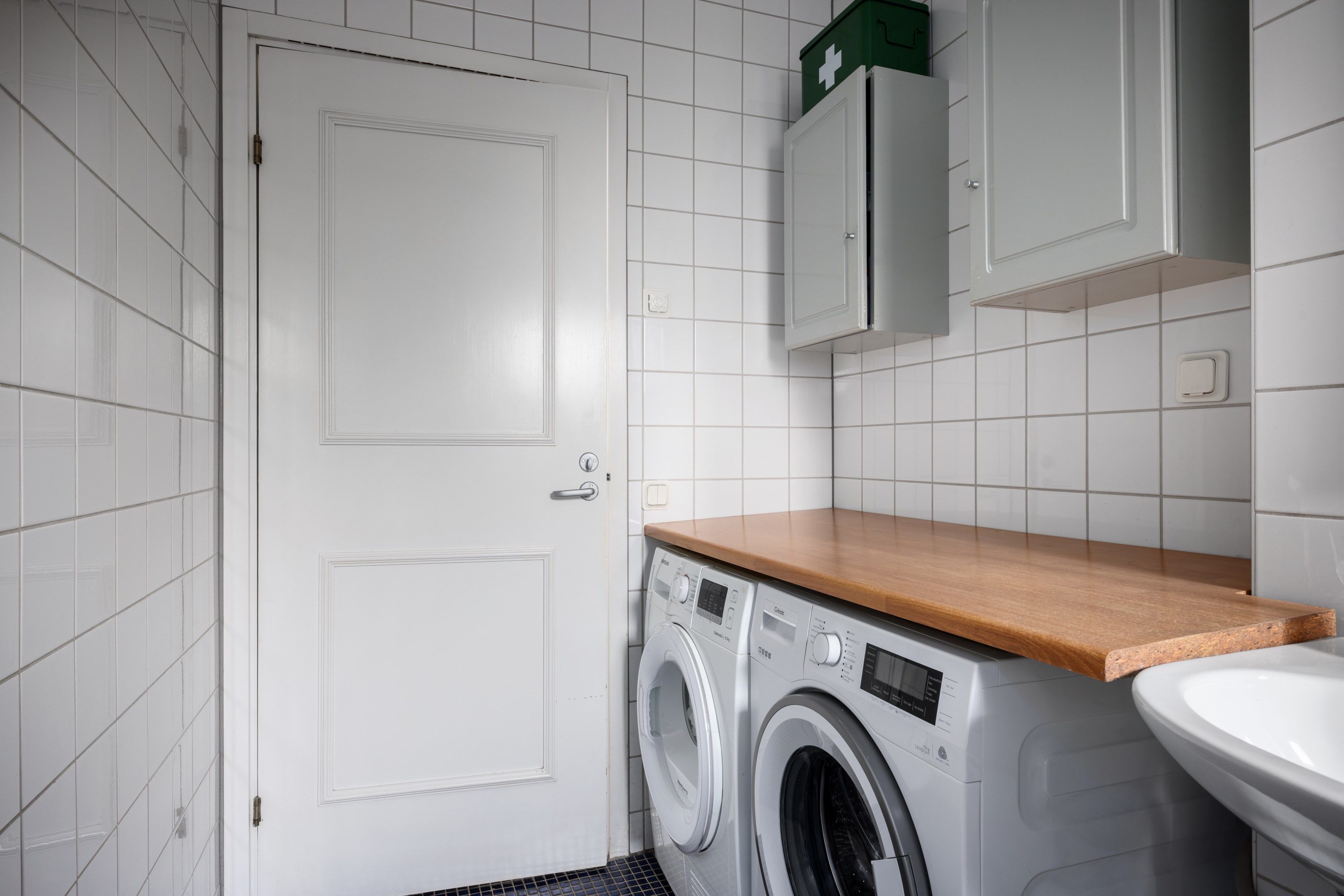 Bostadsbild från Blomstervägen 52, Såld i Finntorp, Nacka