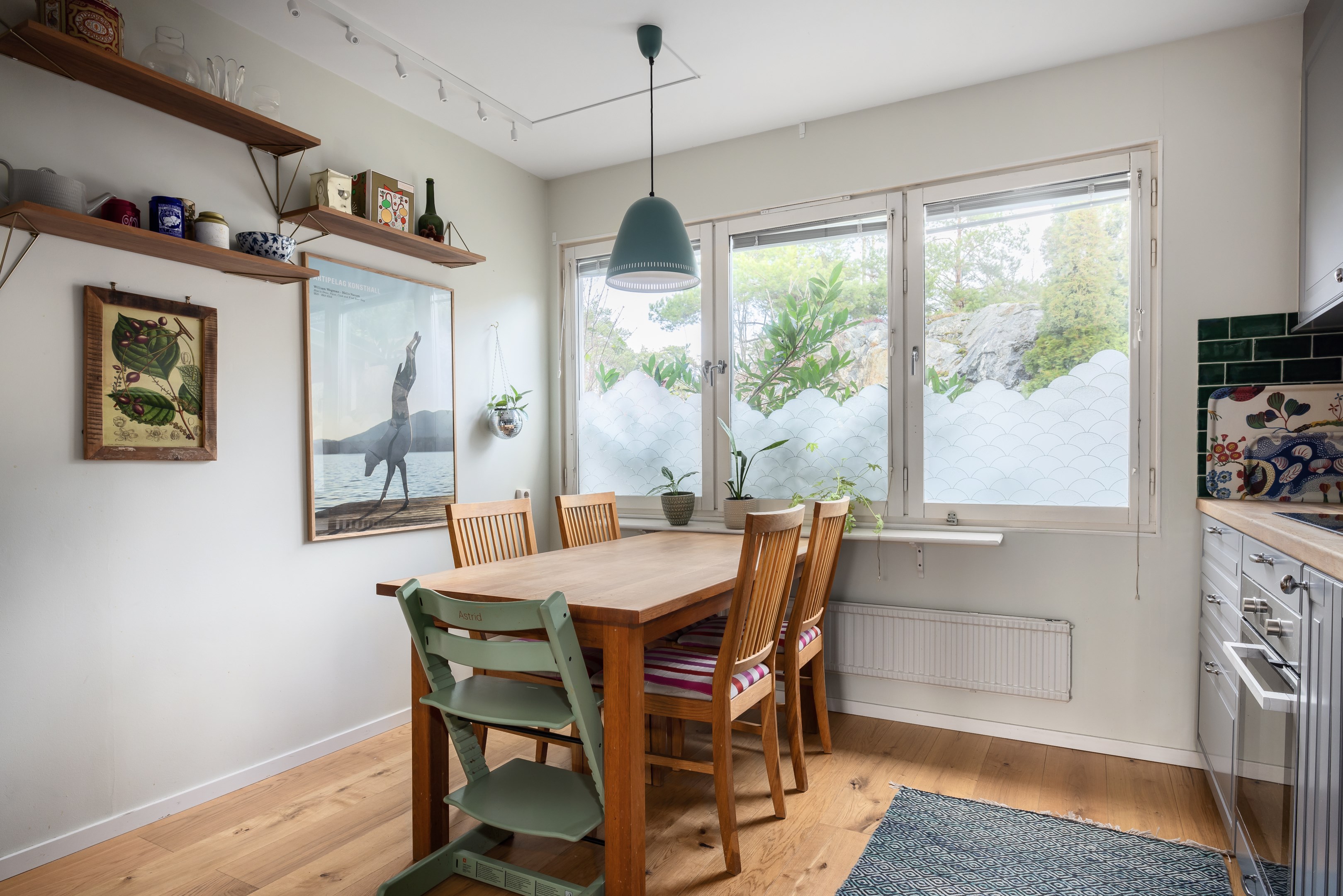 Bostadsbild från Blomstervägen 52, Såld i Finntorp, Nacka