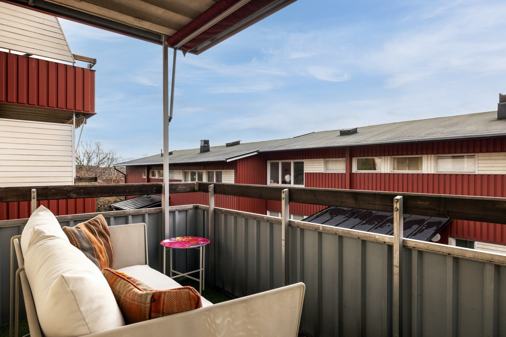 Bostadsbild från Blomstervägen 52, Såld i Finntorp, Nacka