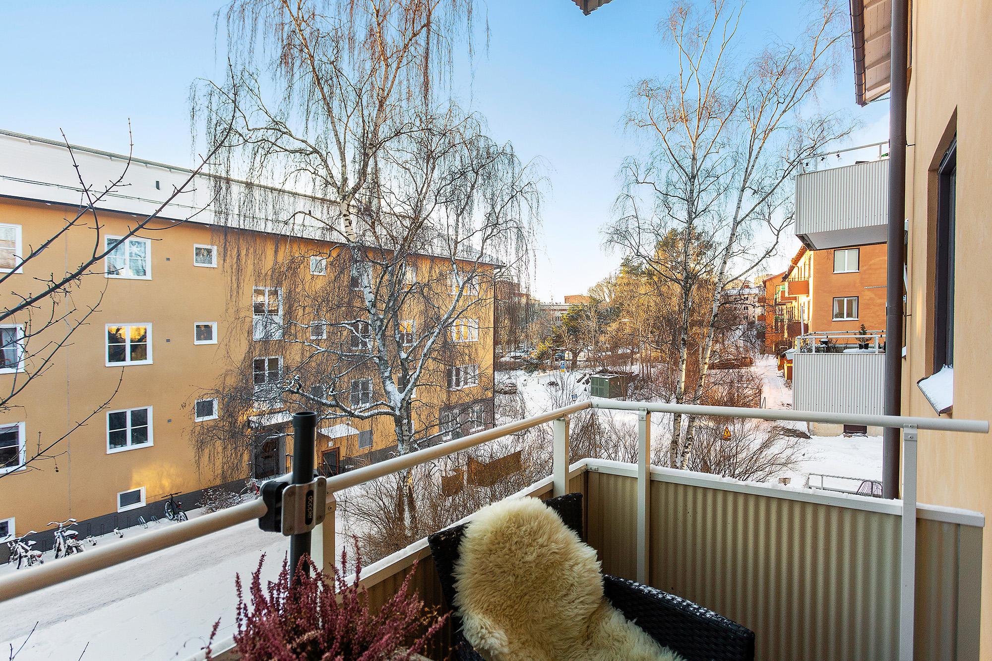 Bostadsbild från Dellensvägen 15, 2 tr, Såld i Årsta, Stockholm