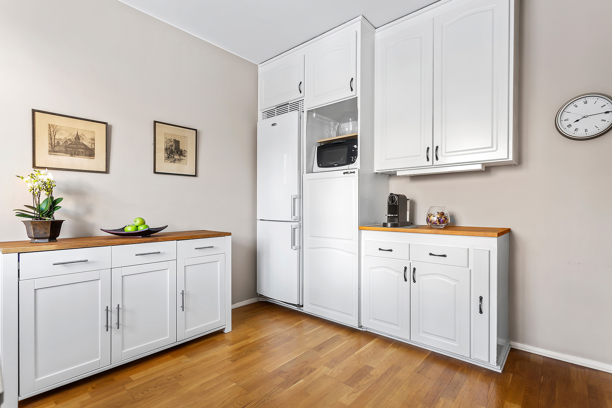 Bostadsbild från Dellensvägen 15, 2 tr, Såld i Årsta, Stockholm