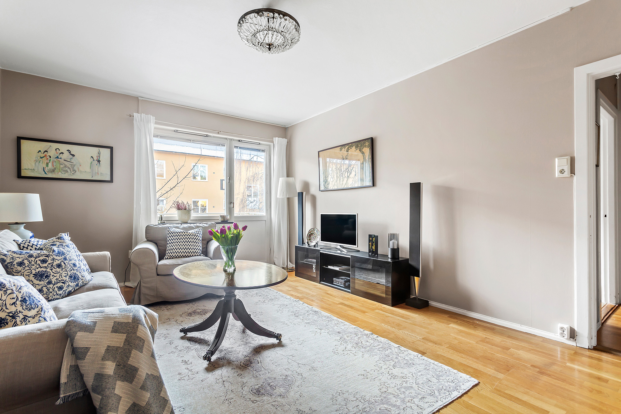 Bostadsbild från Dellensvägen 15, 2 tr, Såld i Årsta, Stockholm