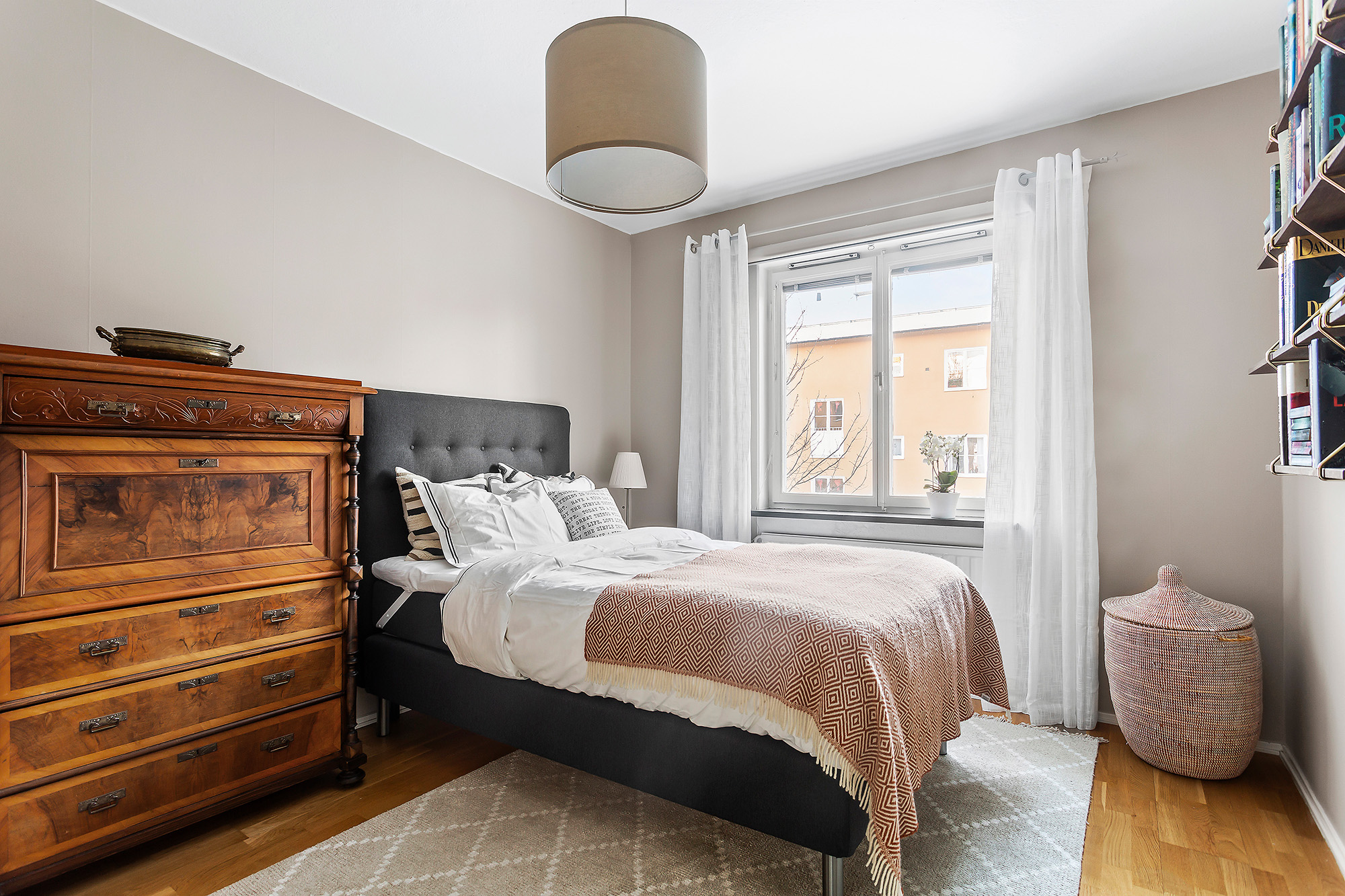 Bostadsbild från Dellensvägen 15, 2 tr, Såld i Årsta, Stockholm