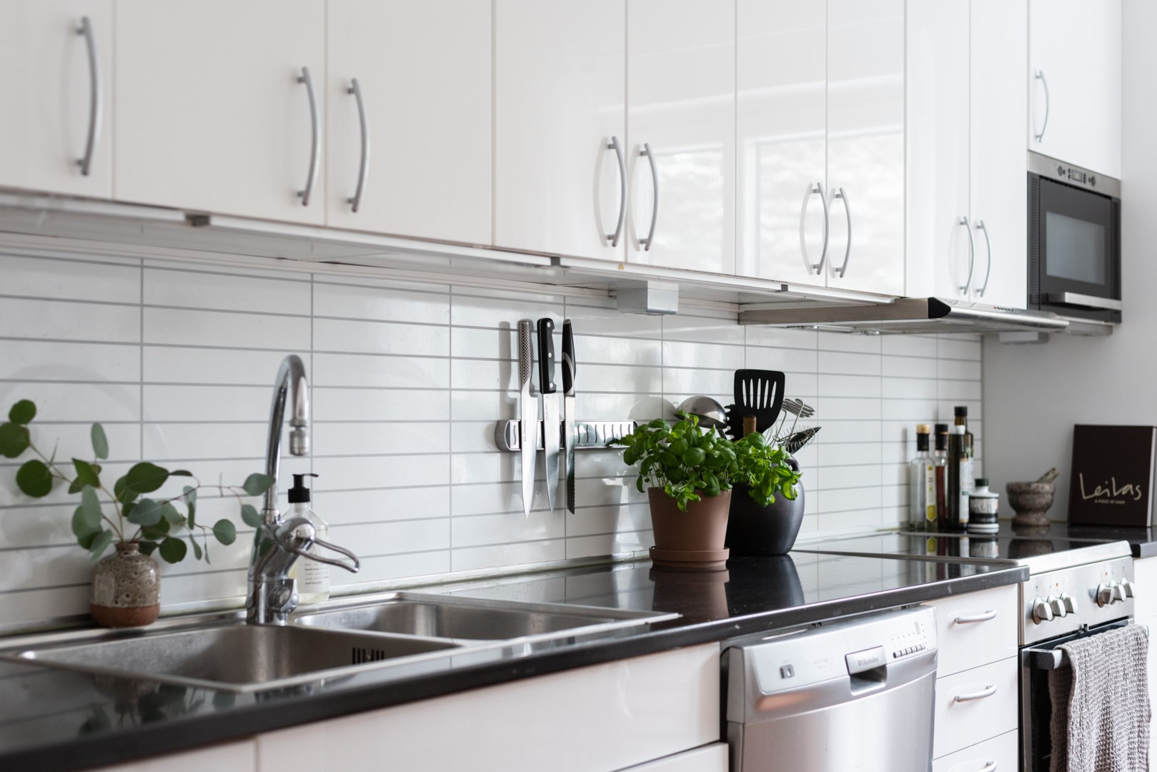 Bostadsbild från Jakobsbergsplatsen 6A, Såld i Jakobsberg, Västerås