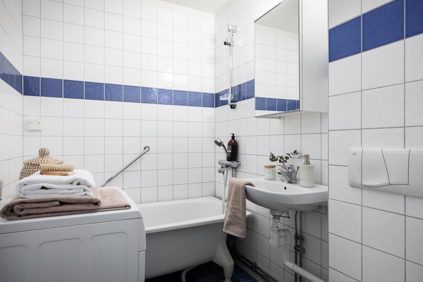 Bostadsbild från Ekuddsvägen 25, Såld i Ekudden, Nacka