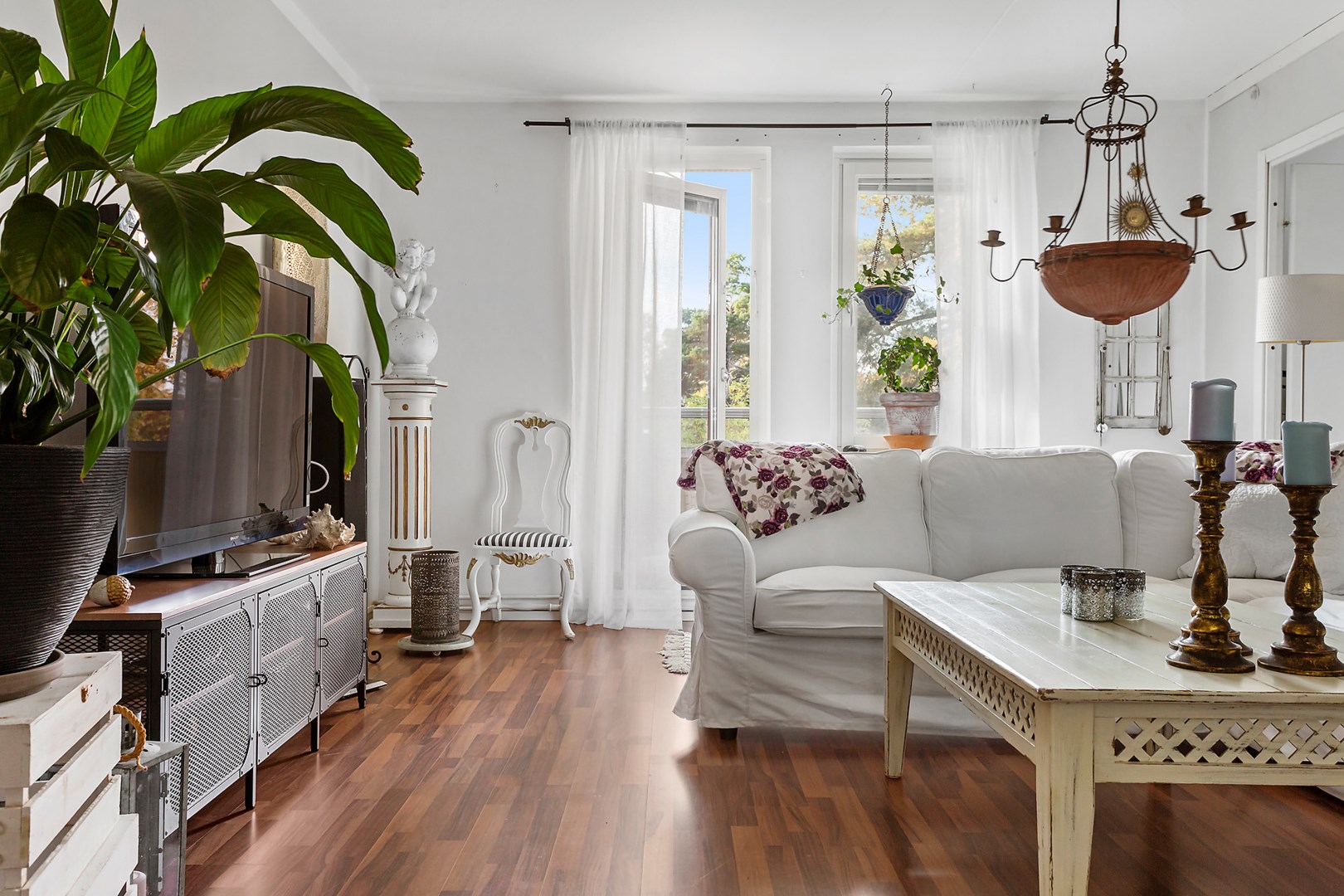 Bostadsbild från Utövägen 10, Såld i Västra Orminge, Nacka