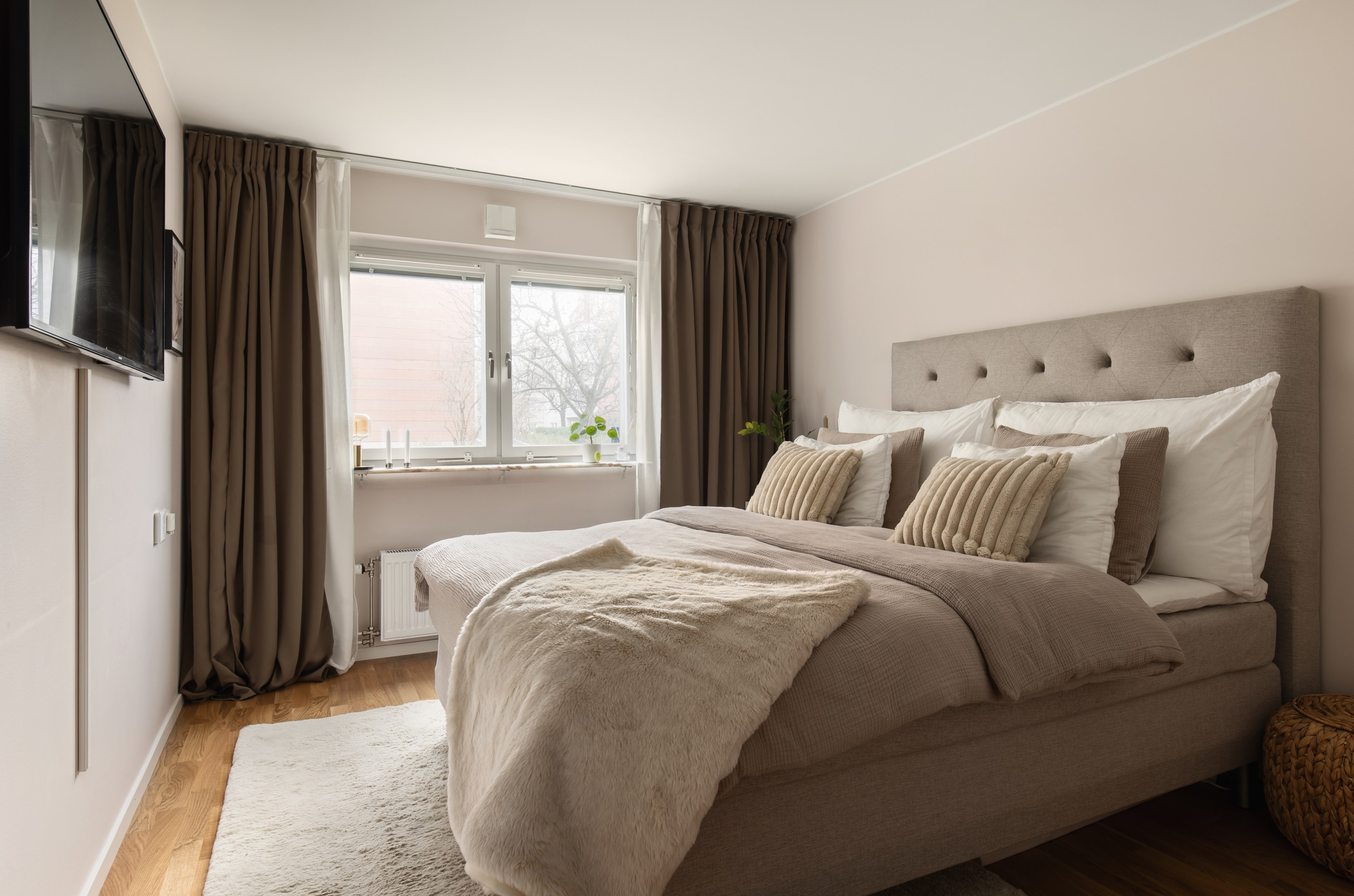 Bostadsbild från Landåvägen 75, Till salu i Jarlaberg, Nacka