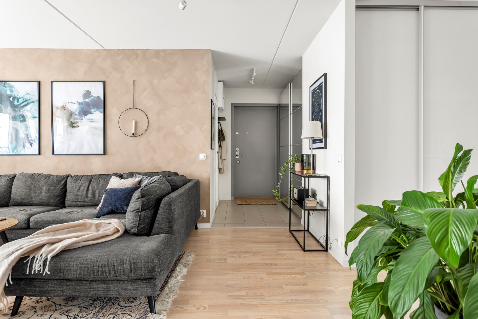 Bostadsbild från Tullgarnsgatan 27, Såld i Kungsängen, Uppsala