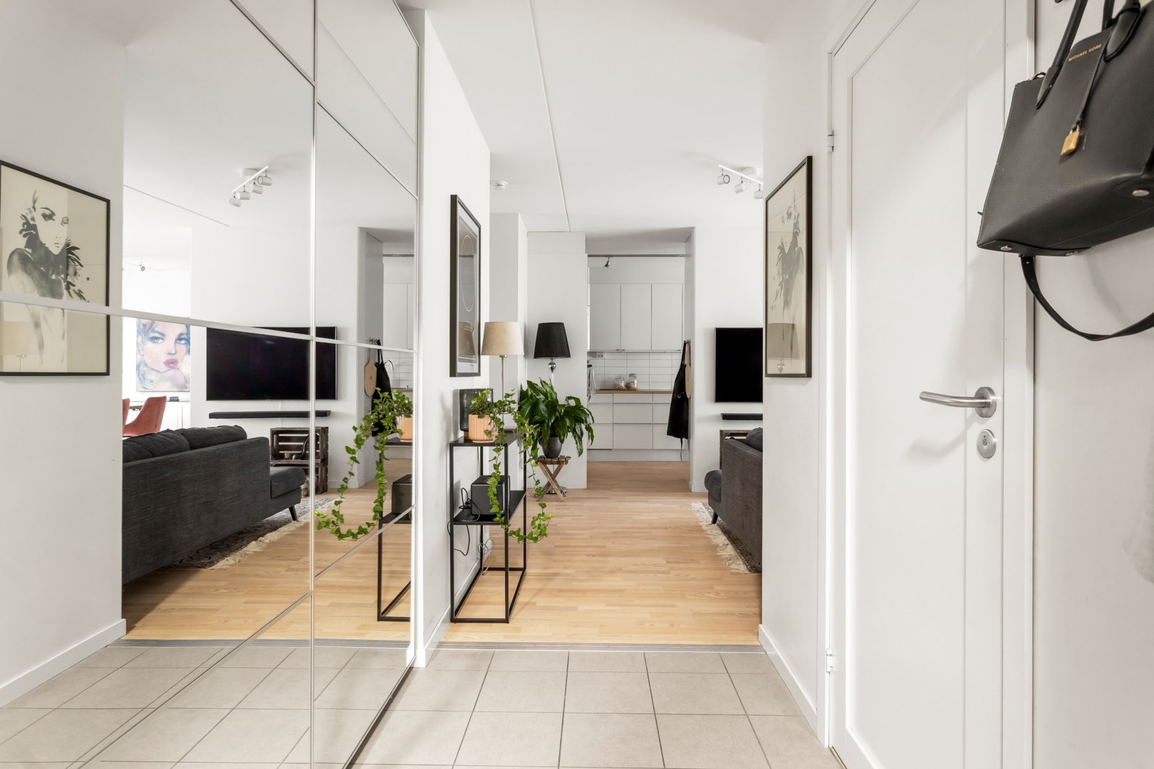 Bostadsbild från Tullgarnsgatan 27, Såld i Kungsängen, Uppsala