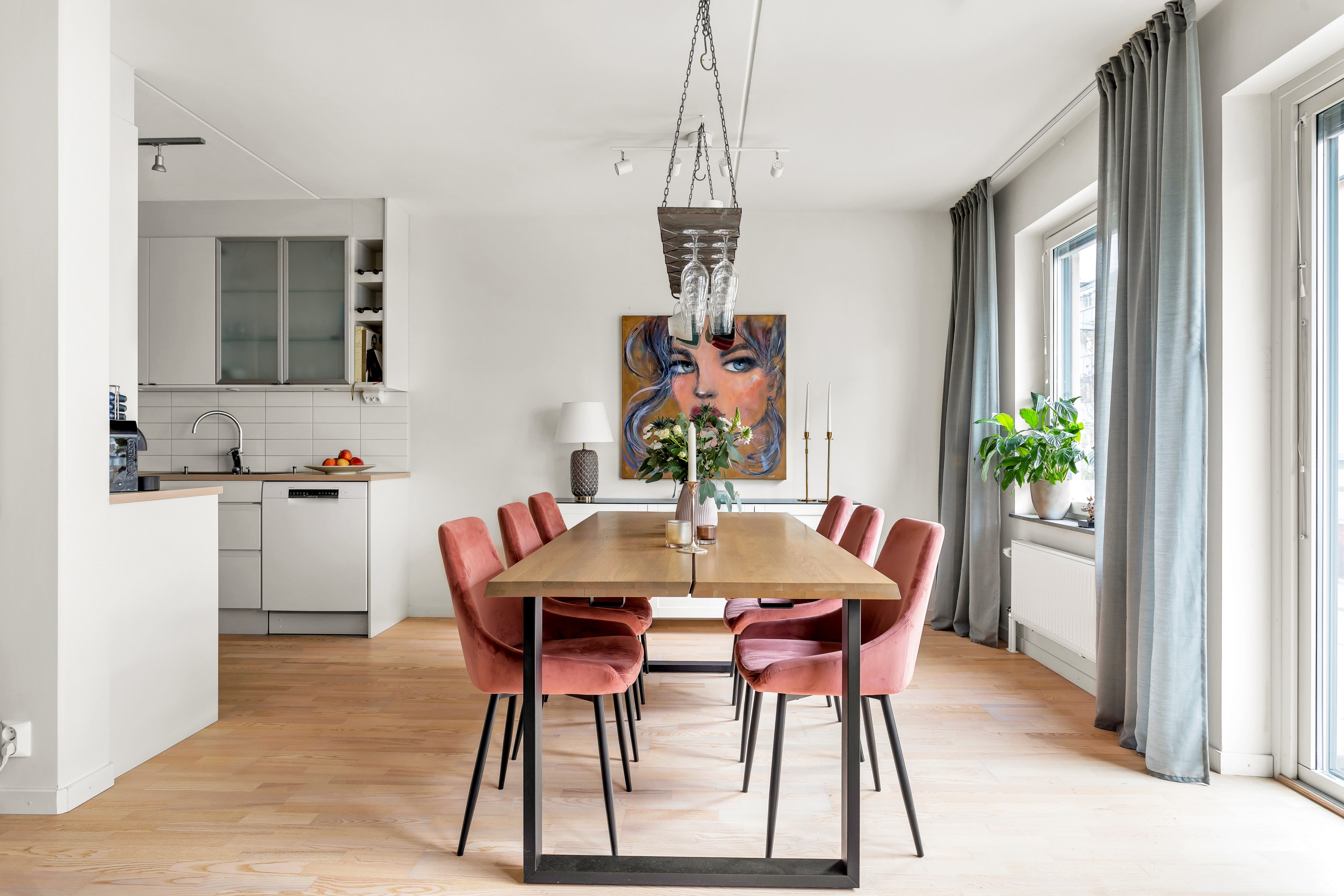 Bostadsbild från Tullgarnsgatan 27, Såld i Kungsängen, Uppsala