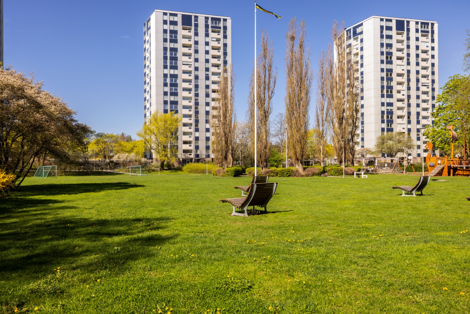 Bostadsbild från Näsbydalsvägen 16, 14tr, Såld i Näsbydal, Täby