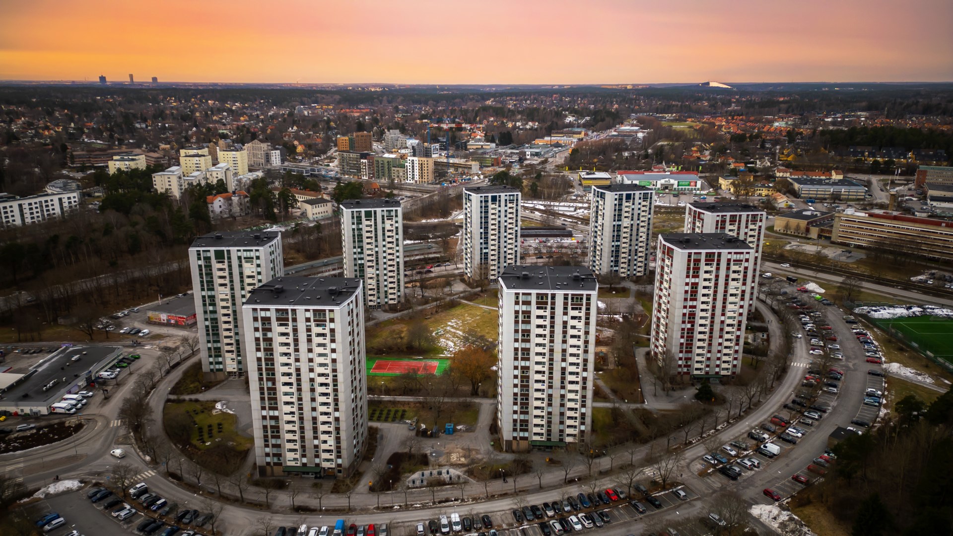 Bostadsbild från Näsbydalsvägen 16, 14tr, Såld i Näsbydal, Täby