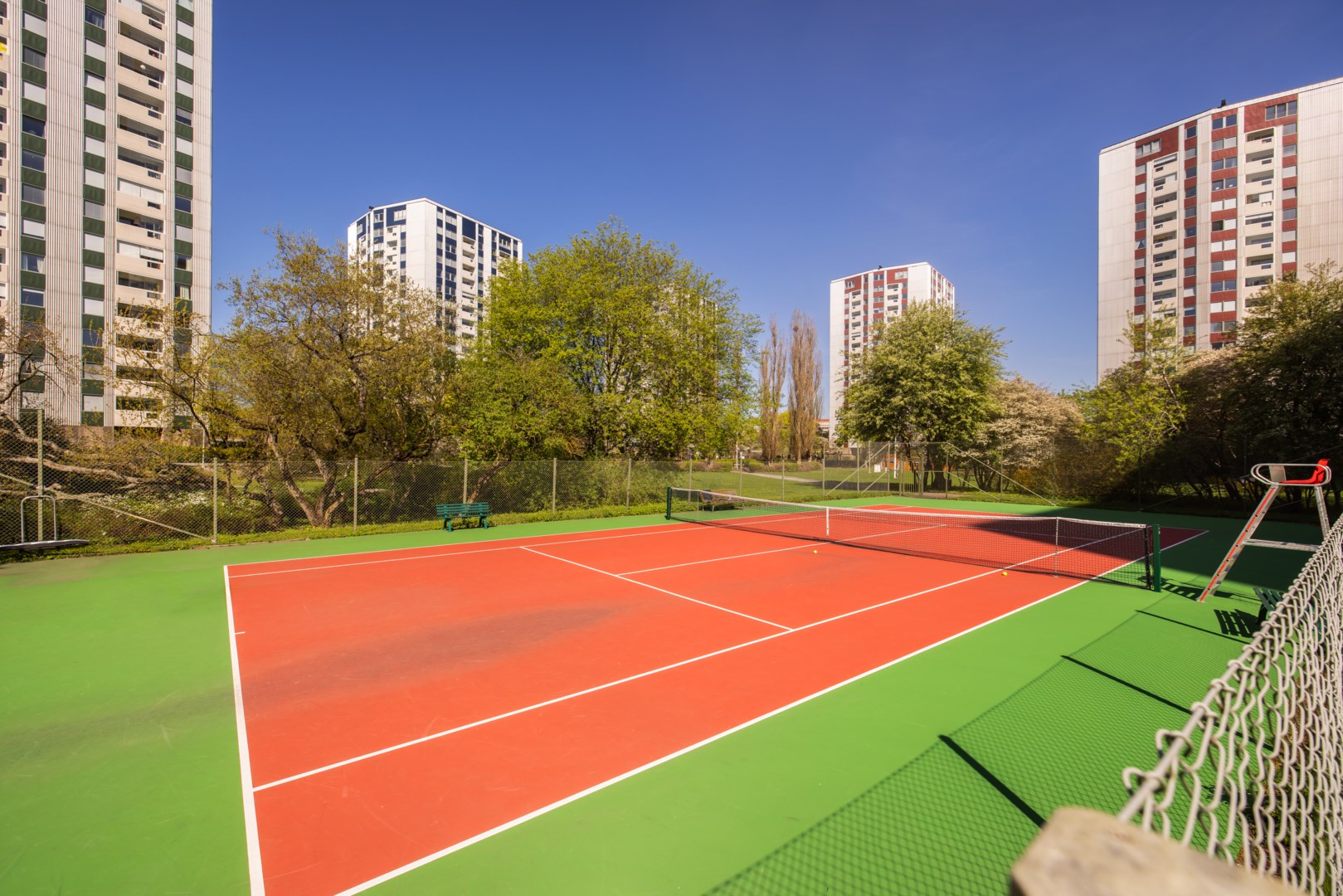 Bostadsbild från Näsbydalsvägen 16, 14tr, Såld i Näsbydal, Täby