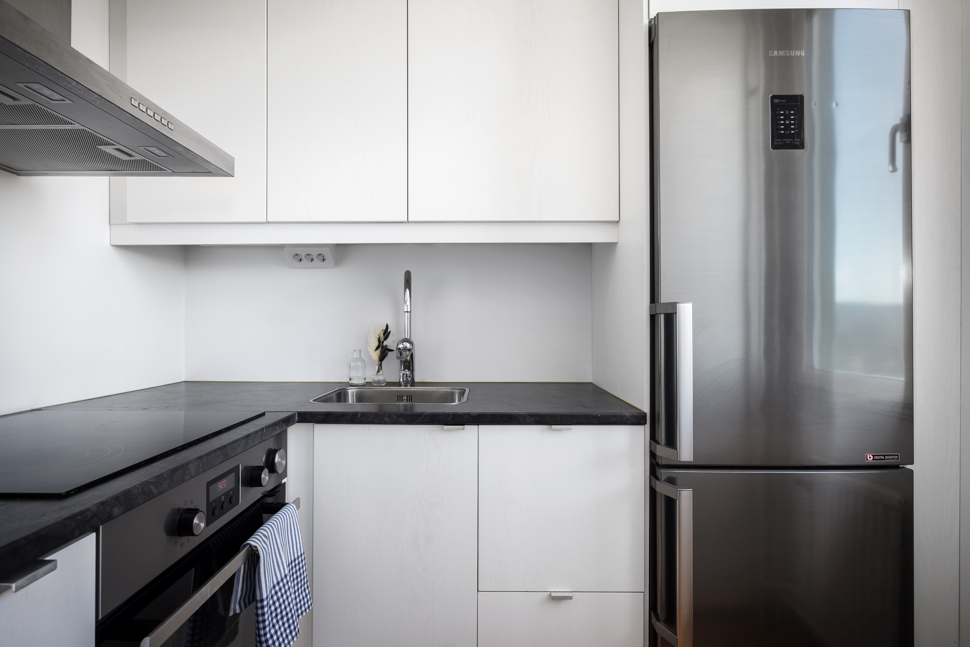 Bostadsbild från Näsbydalsvägen 16, 14tr, Såld i Näsbydal, Täby