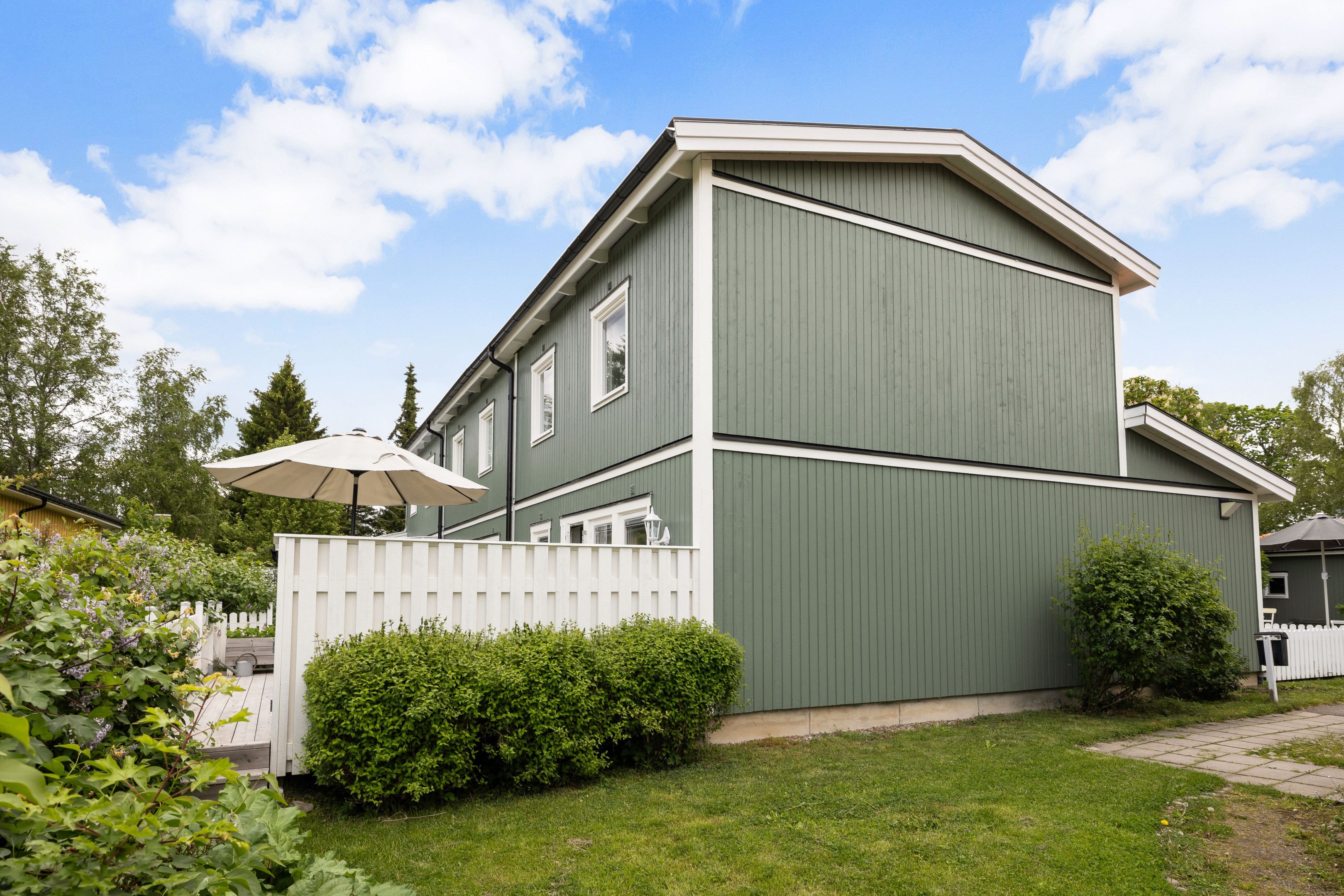 Bostadsbild från Fibyvägen 6C, Såld i Vänge, Uppsala