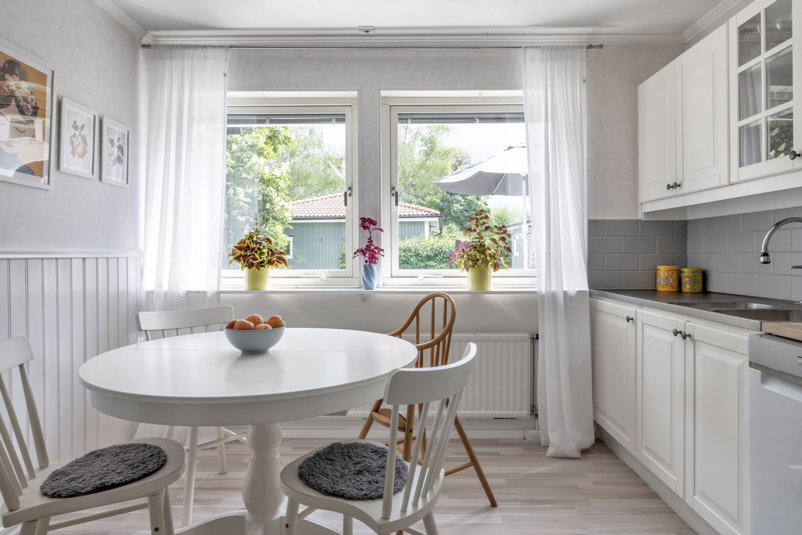 Bostadsbild från Fibyvägen 6C, Såld i Vänge, Uppsala